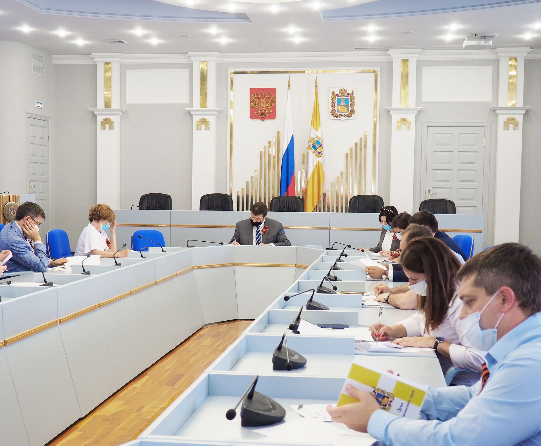 Дума Ставропольского края впервые стала официальной площадкой проведения всероссийской акции «Диктант Победы»