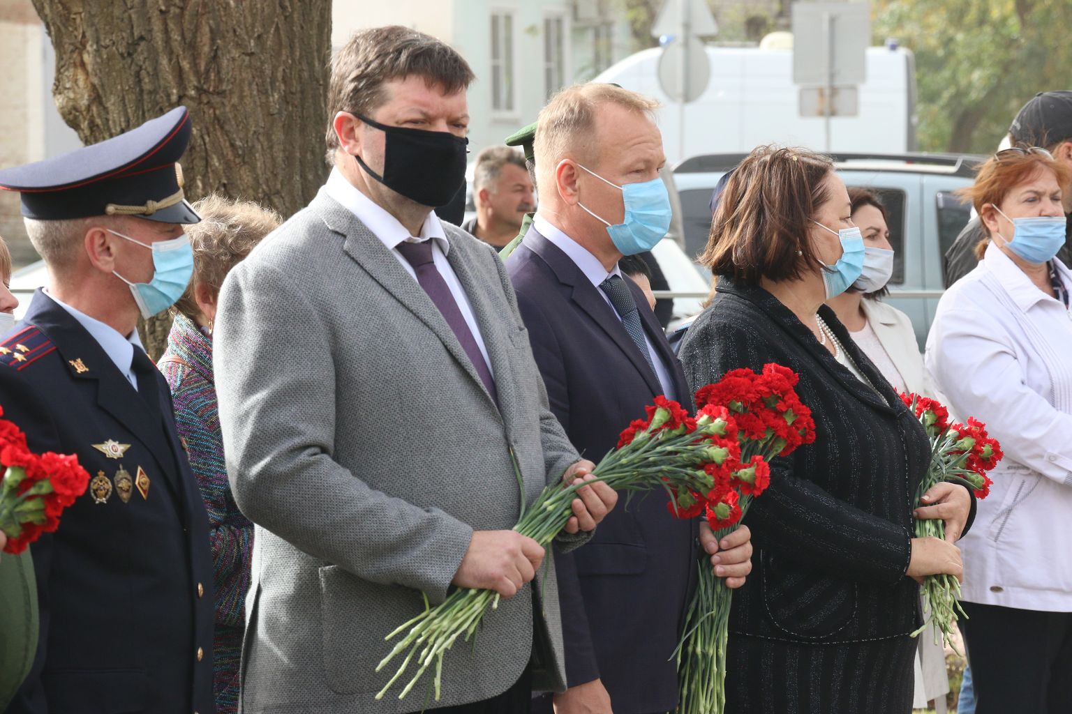 Депутаты Думы края почтили память павших в битве за Кавказ
