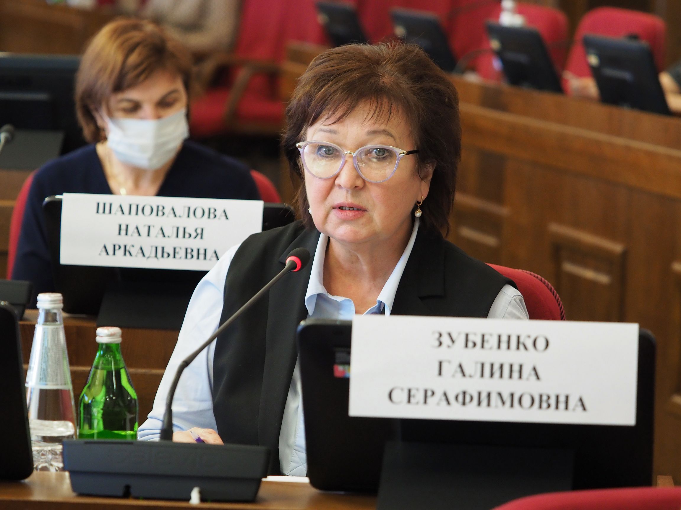 Краевые законодатели держат на контроле обеспечение школьников горячим питанием