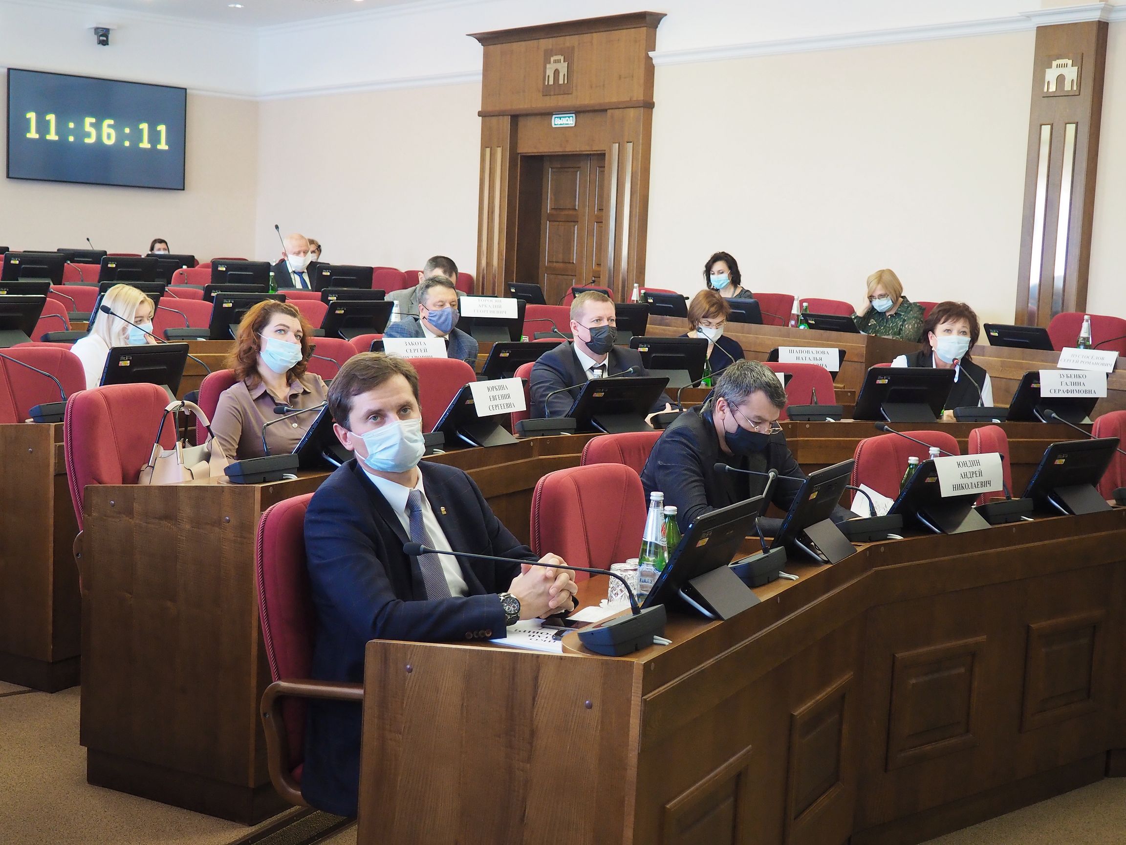 Краевые законодатели держат на контроле обеспечение школьников горячим питанием