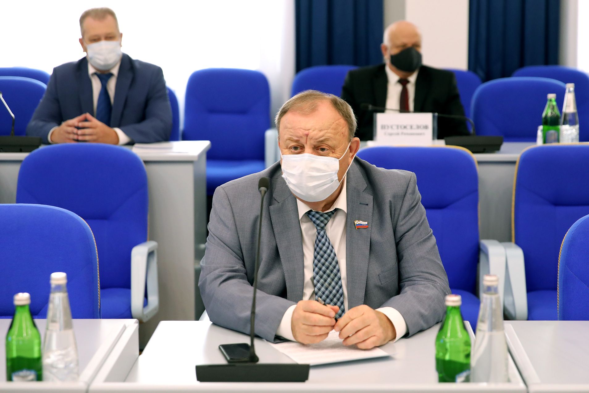 Депутаты фракции «Единая Россия» обсудили актуальные вопросы повестки заседания Думы