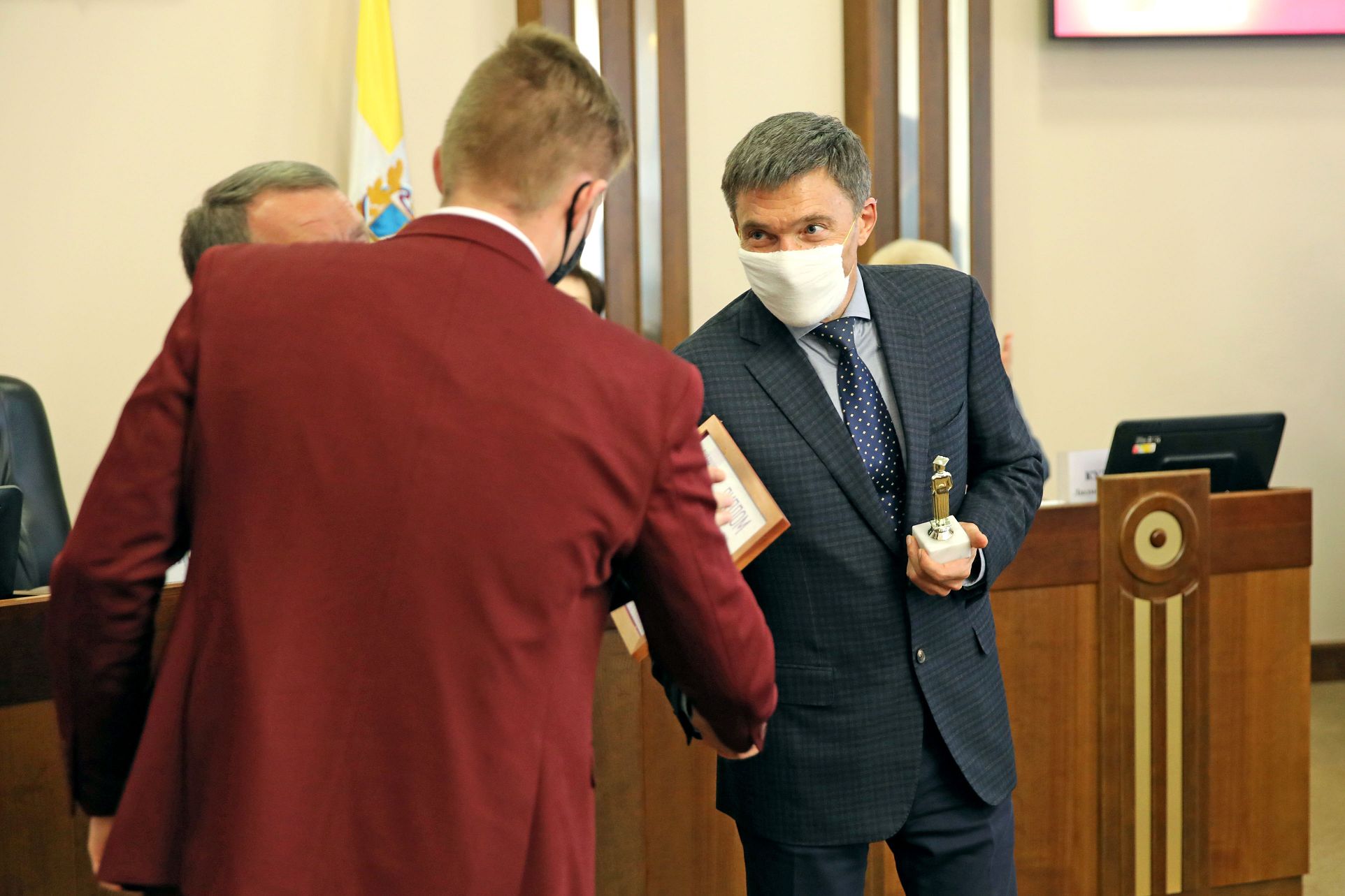 В краевой Думе прошло награждение УМНИКОВ 2019 года