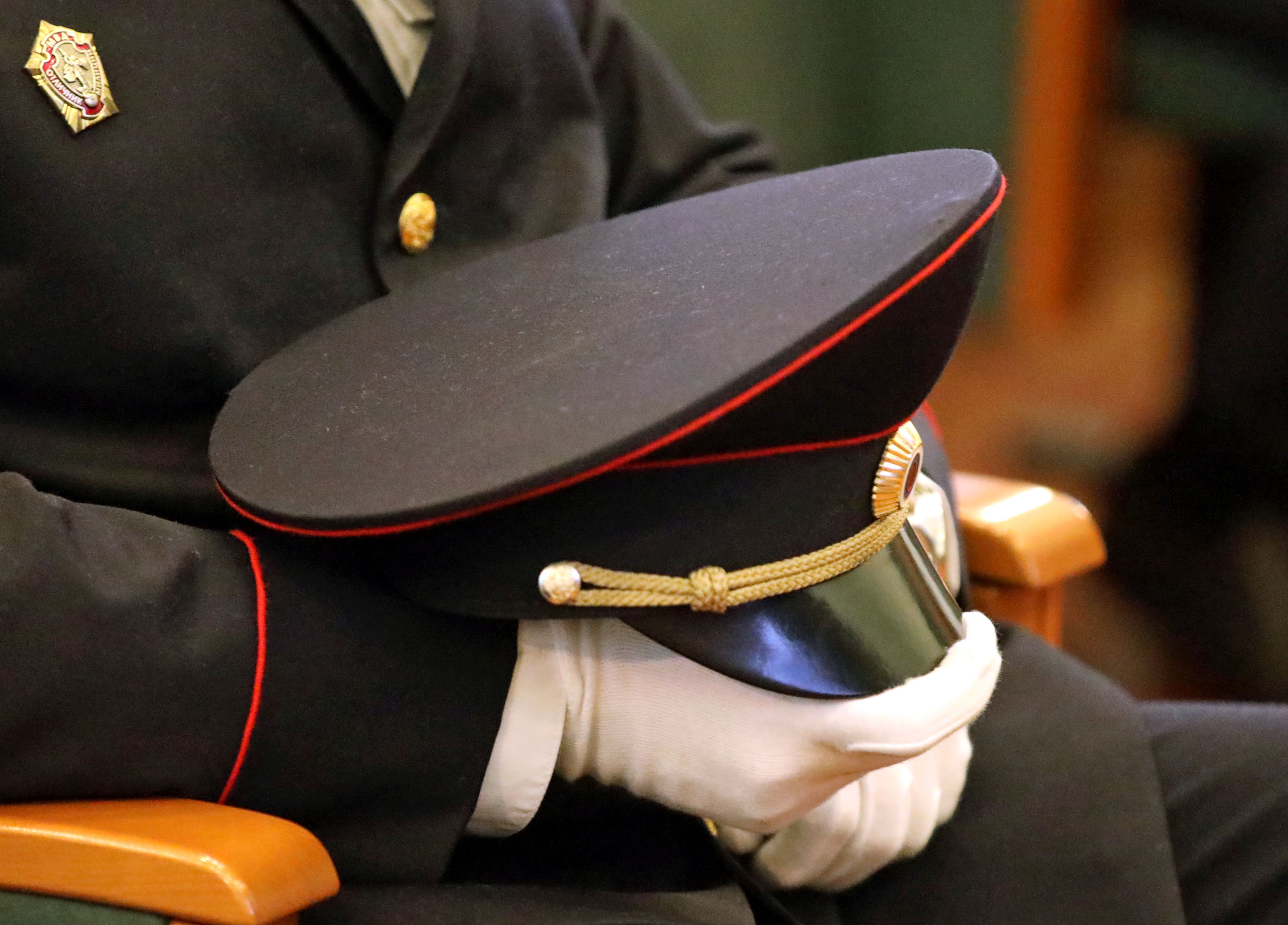 Лучшие сотрудники ОВД региона получили награды Думы края