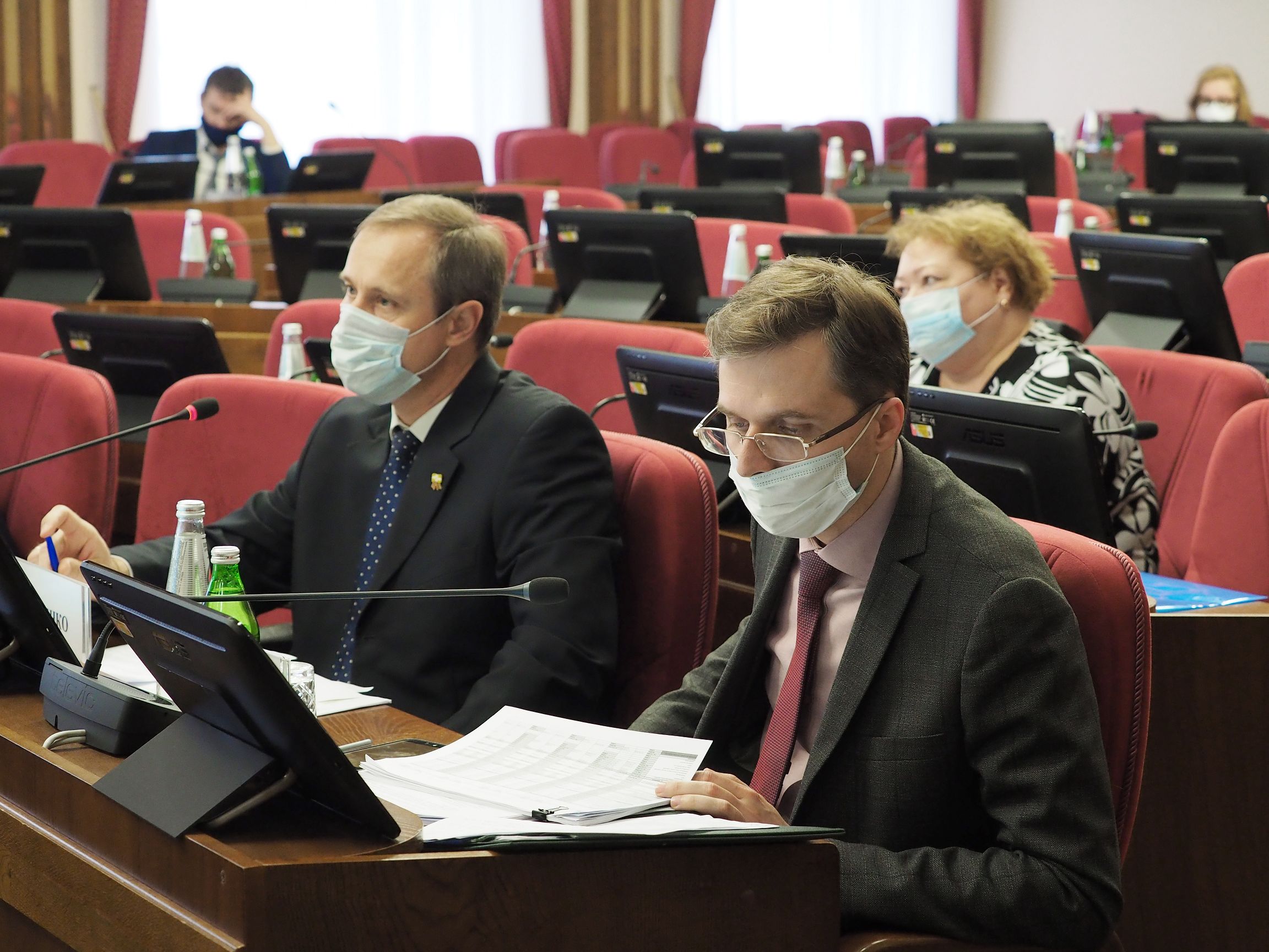 Депутаты держат на контроле реализацию региональных госпрограмм в сфере сельского хозяйства
