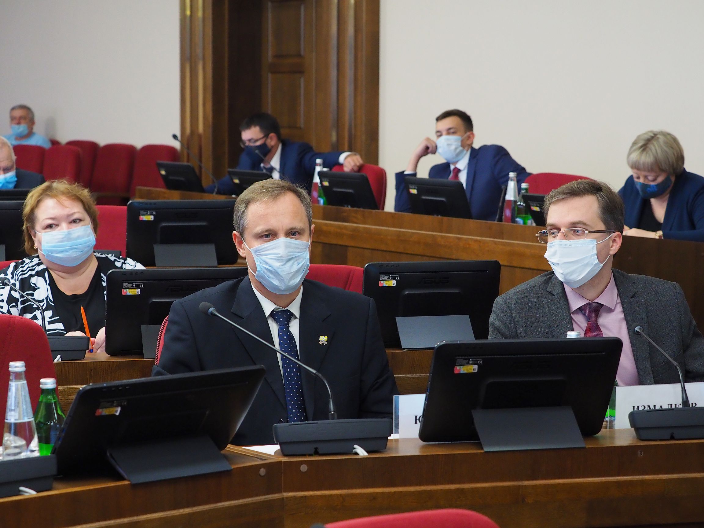 Депутаты держат на контроле реализацию региональных госпрограмм в сфере сельского хозяйства