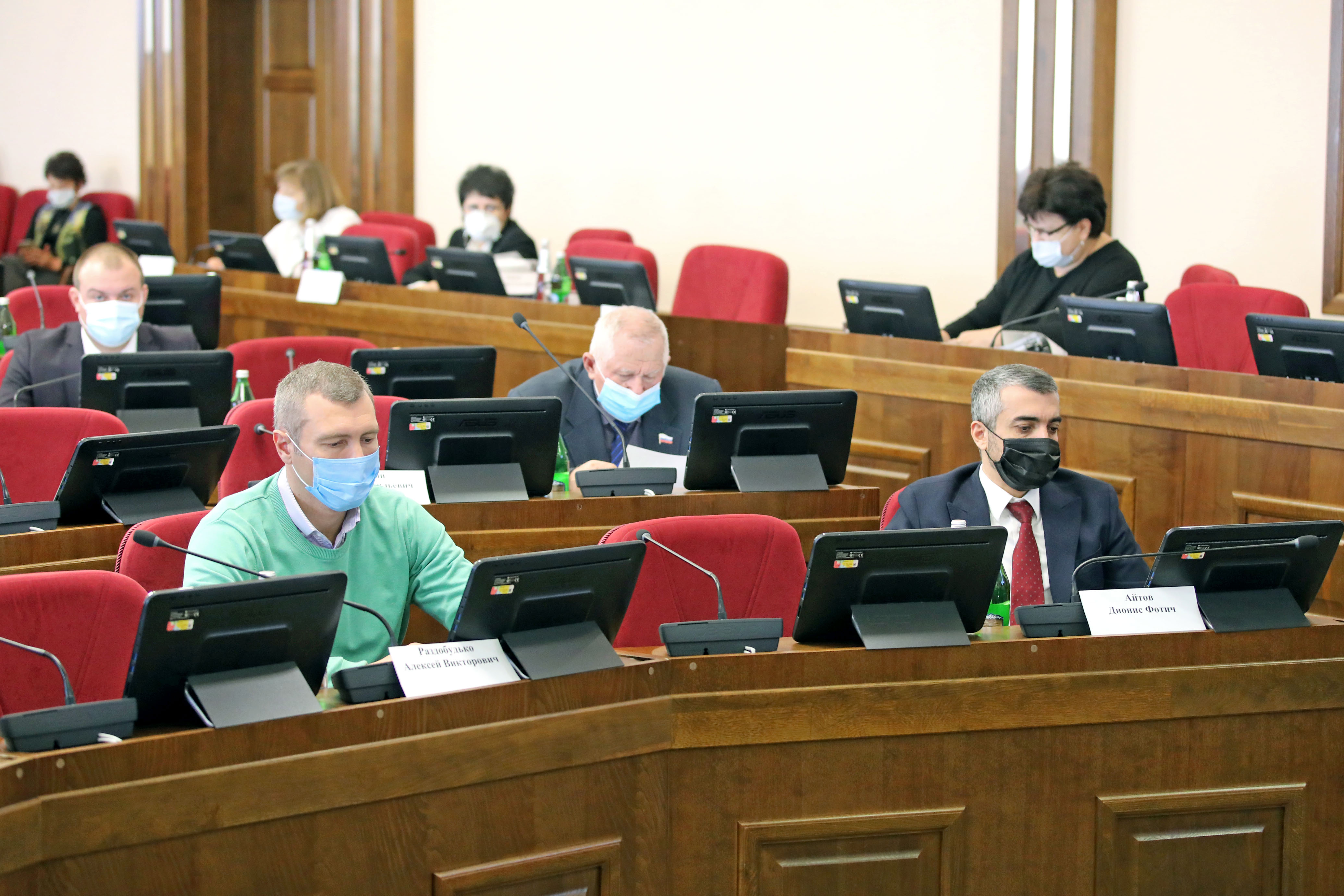 Валерий Назаренко: «Пандемия не станет препятствием для продолжения благоустройства городов-курортов КМВ»
