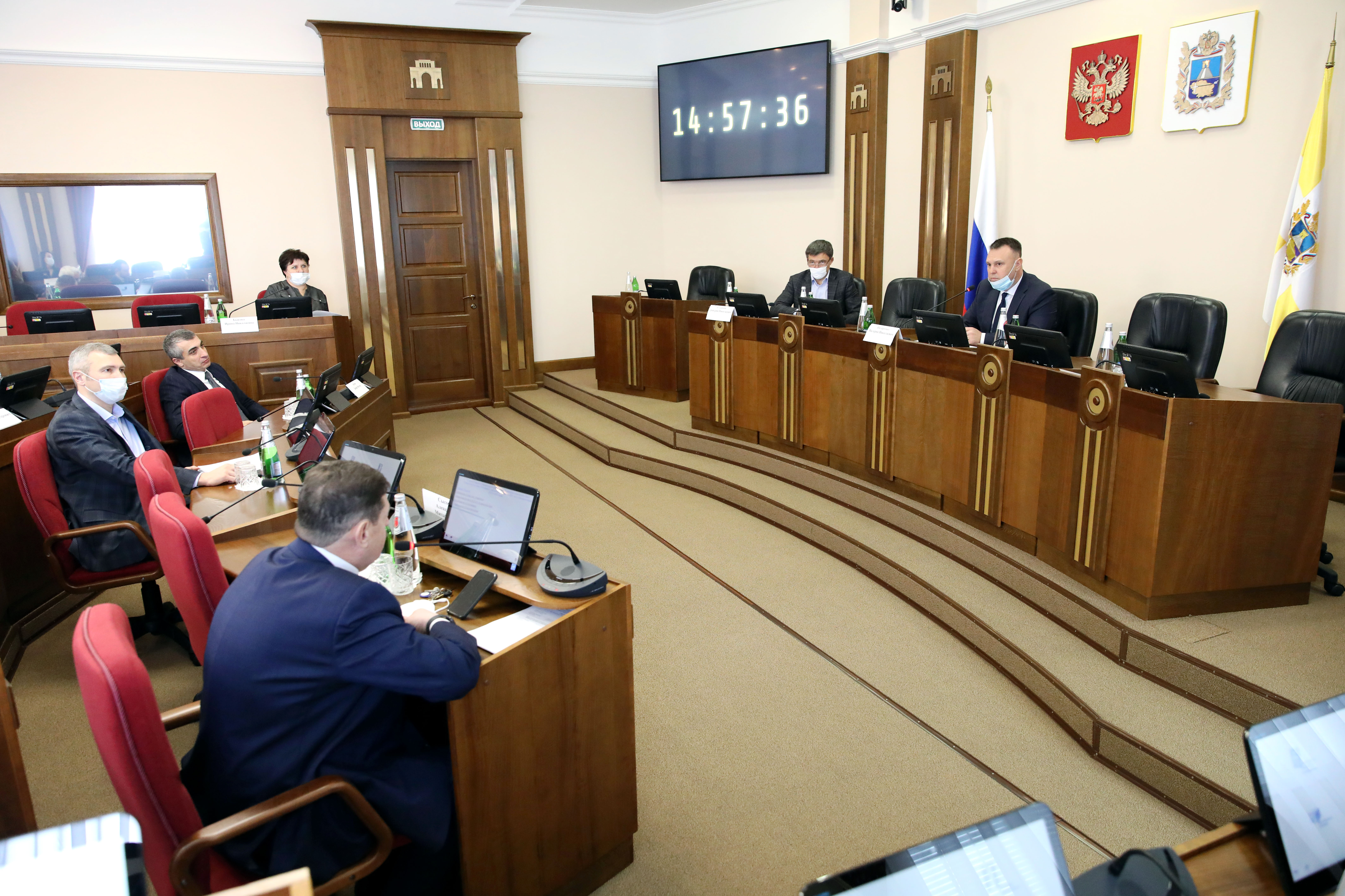 Валерий Назаренко: «Основная задача – наполнение МФЦ максимальным количеством востребованных гражданами услуг»