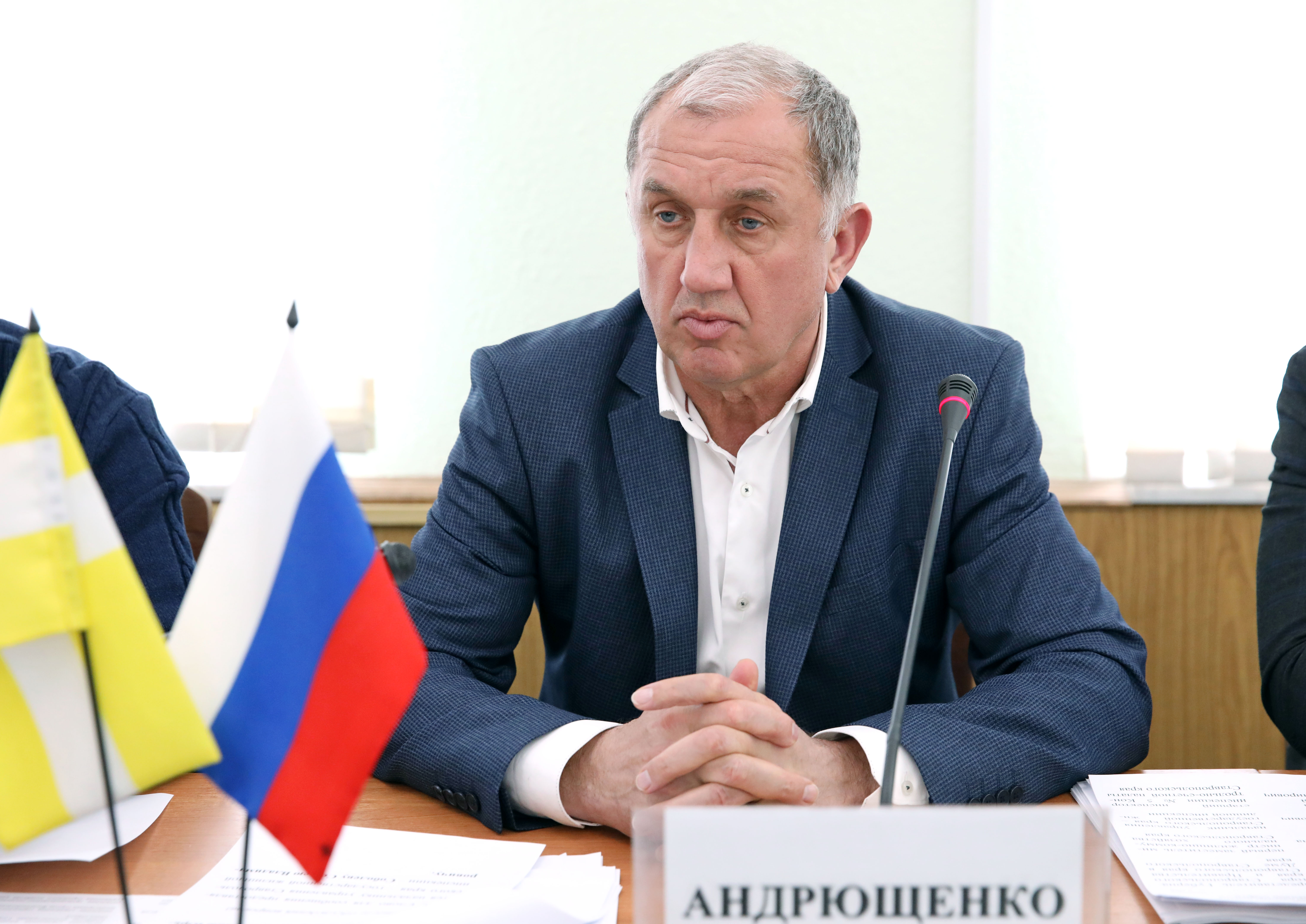 Краевые депутаты проверили реализацию программы капремонта в городах Кавказских Минеральных Вод