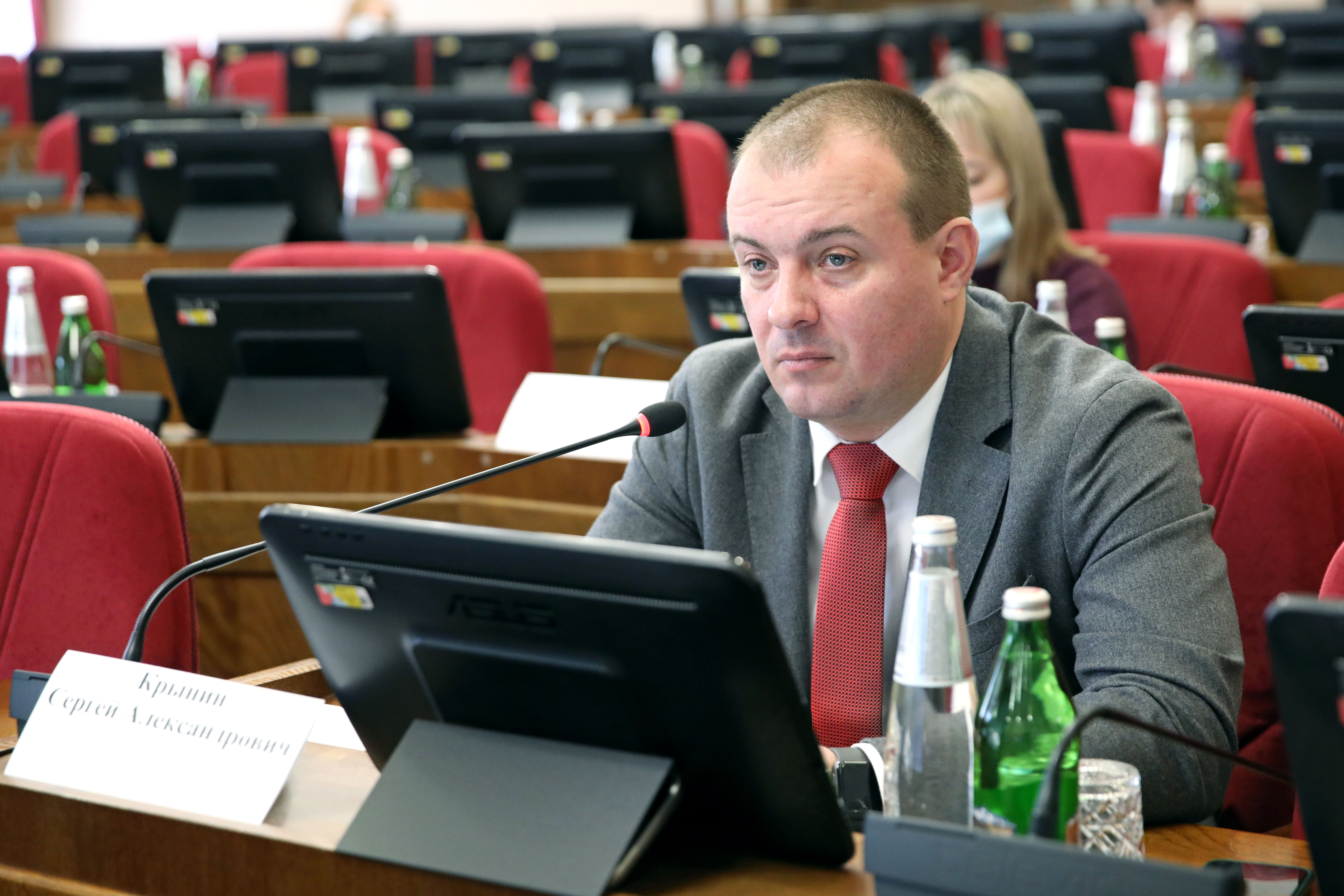 Депутаты Думы края предложили проанализировать систему мер господдержки малого и среднего бизнеса