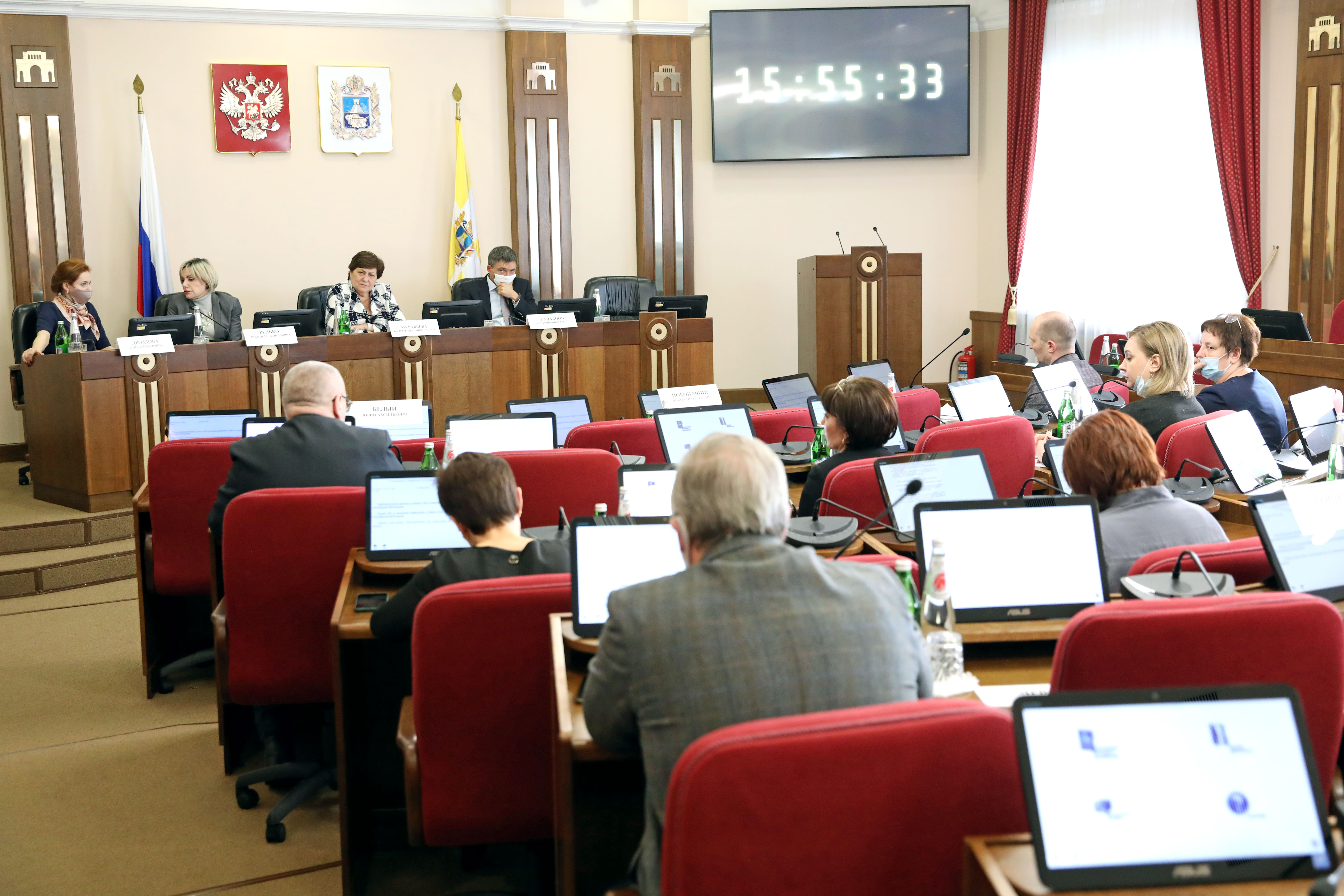 Депутаты Думы края одобрили проект федерального закона о совершенствовании госполитики в сфере занятости населения
