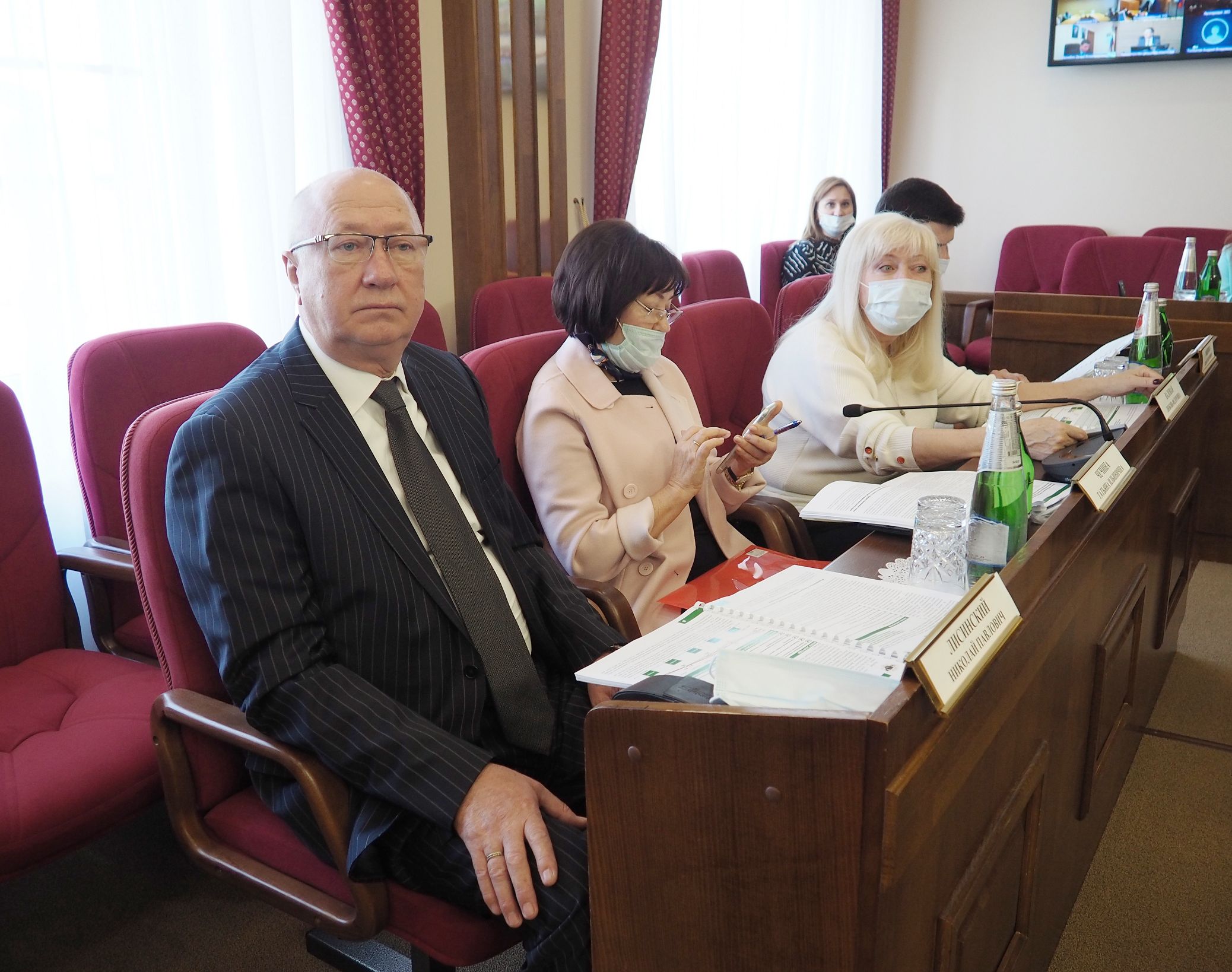 В Думе Ставрополья обсудили исполнение краевого бюджета - 2020