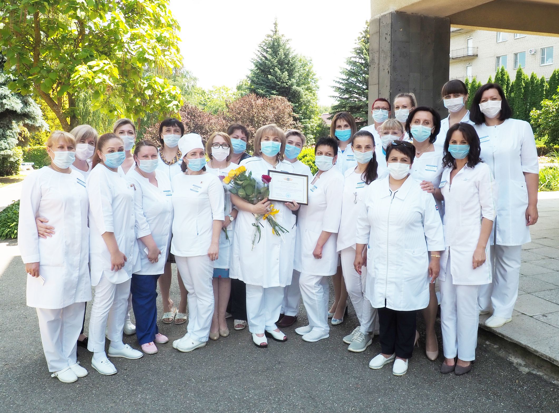 Специалисты онкодиспансера принимают "спортивные" поздравления