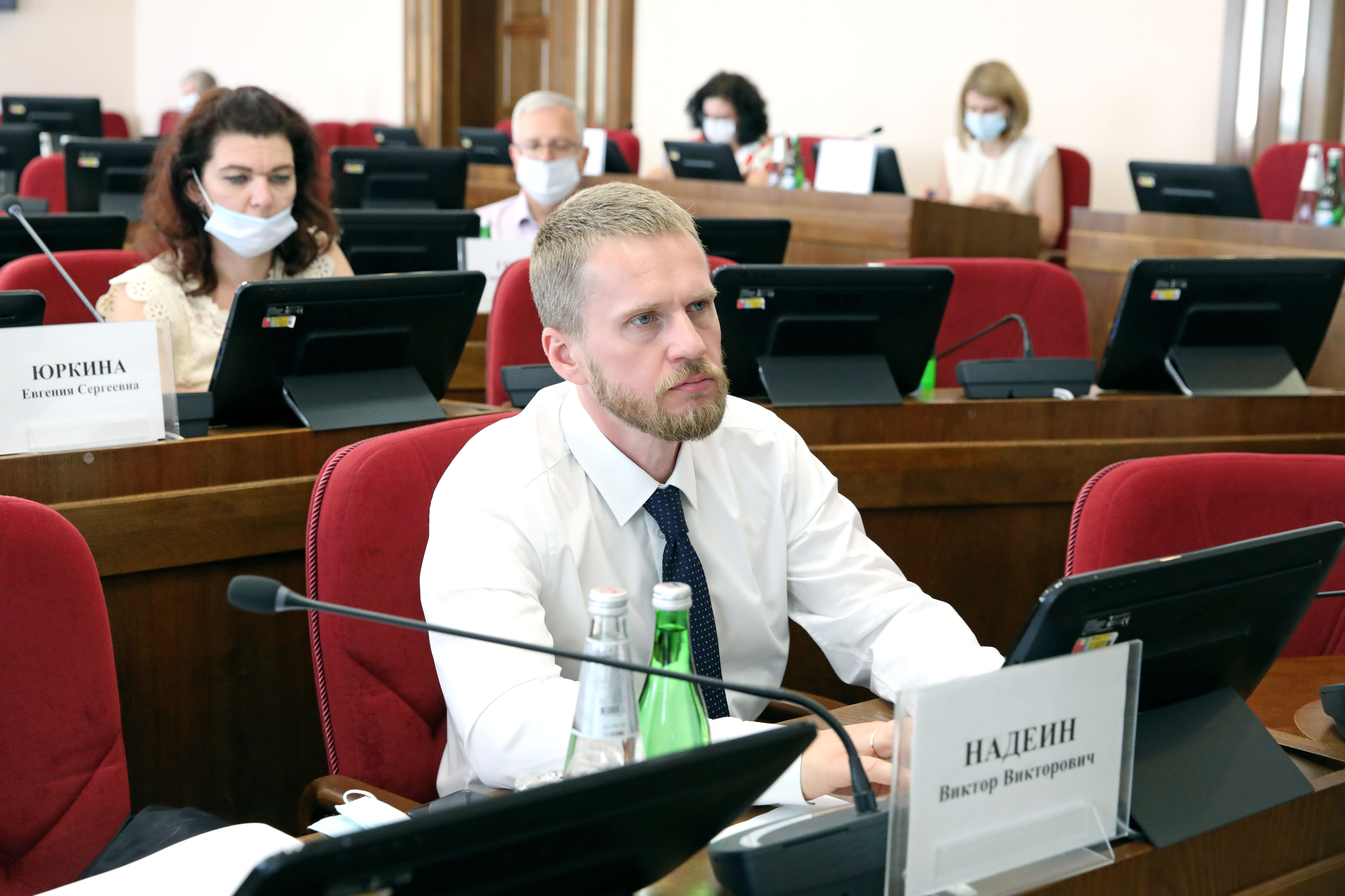 Первые кандидаты на должности мировых судей рекомендованы к назначению без ограничения срока полномочий