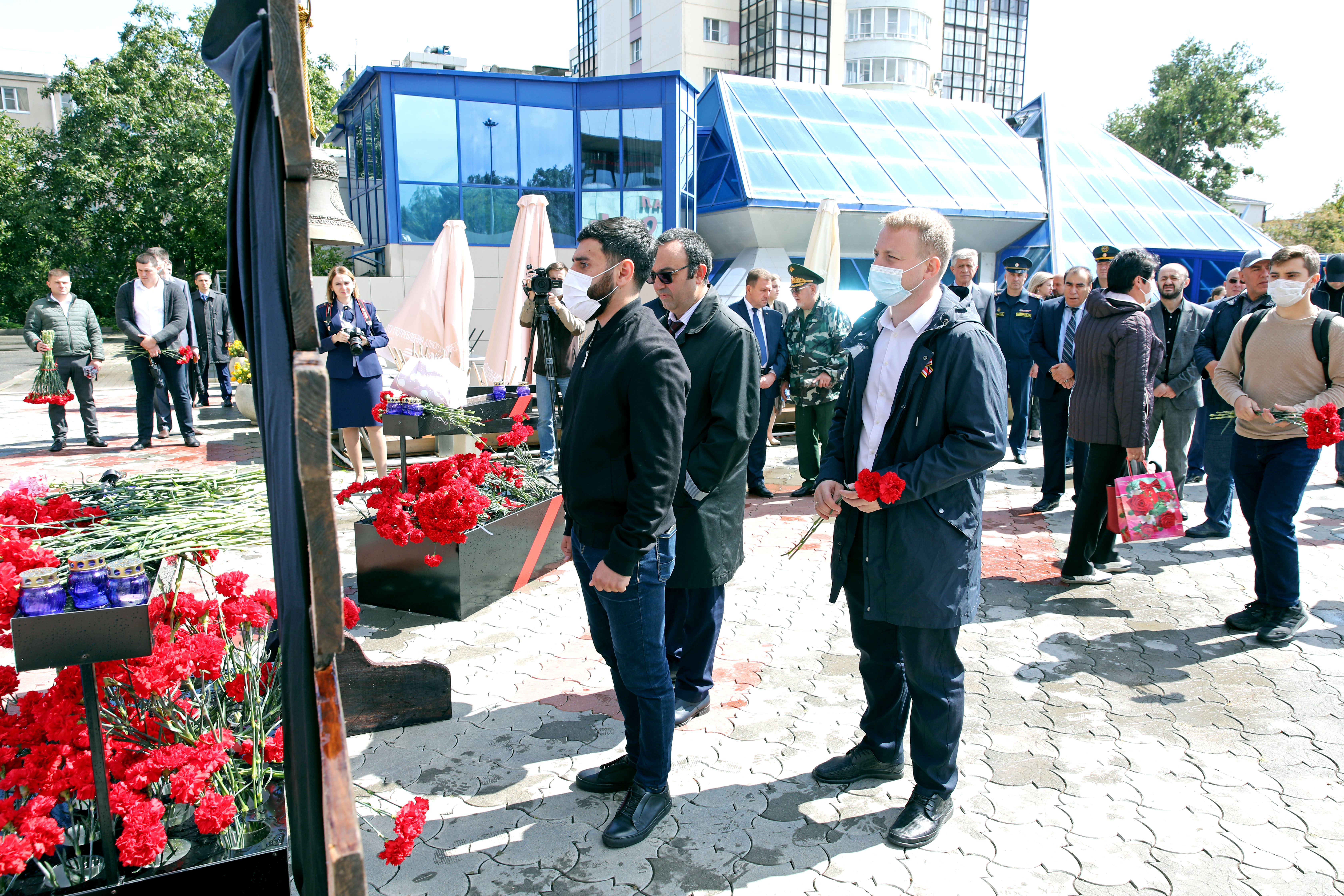 Памятная акция "Мир в наших сердцах" прошла в Ставрополе