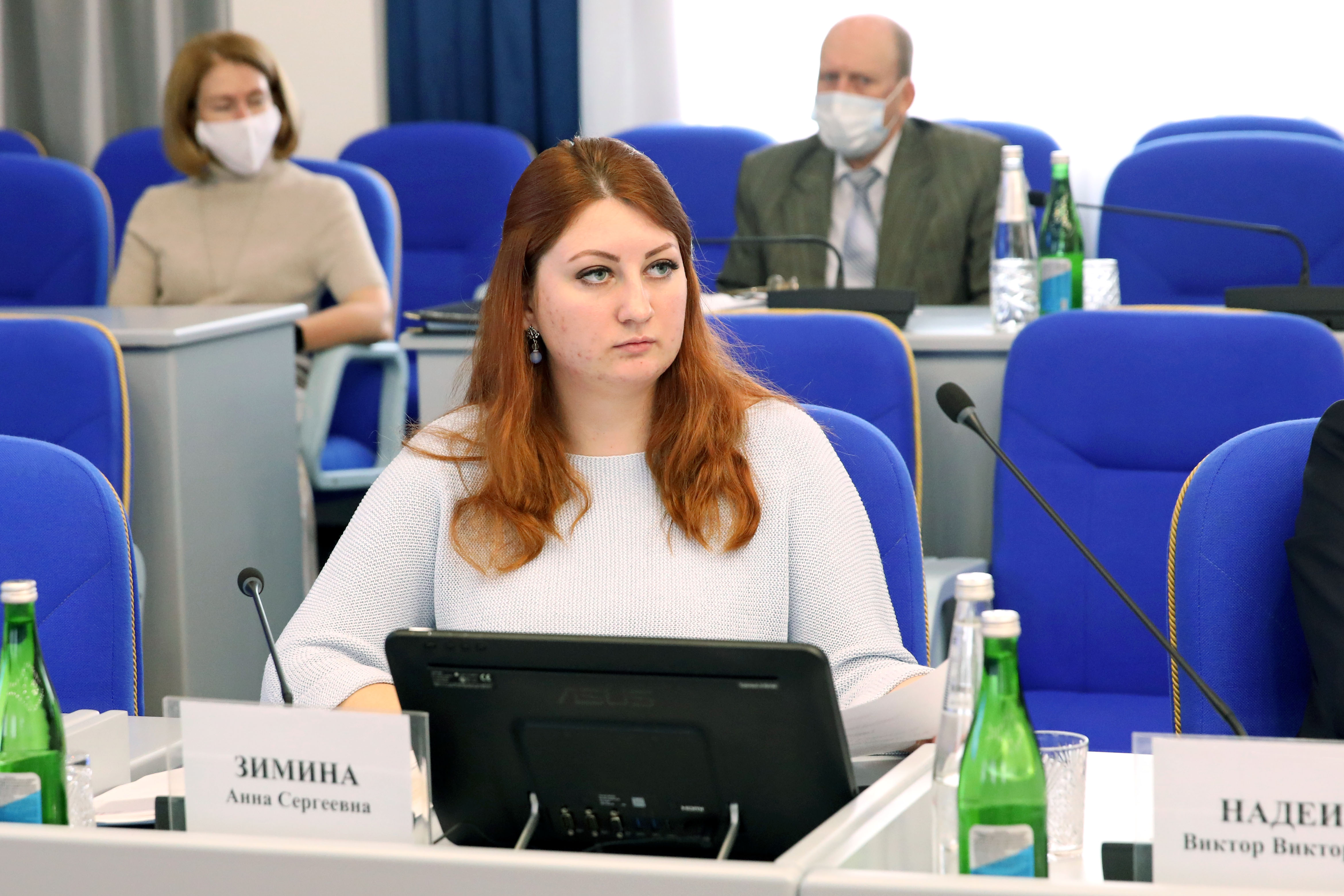 В Думе Ставропольского края предложили разрешить посещение общественных заведений только для вакцинированных