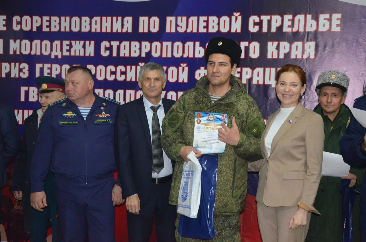 В Ставрополе прошли краевые соревнования по пулевой стрельбе среди молодежи «Наследники победителей»