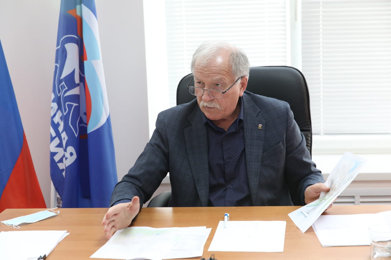 Николай Великдань провёл личный приём граждан