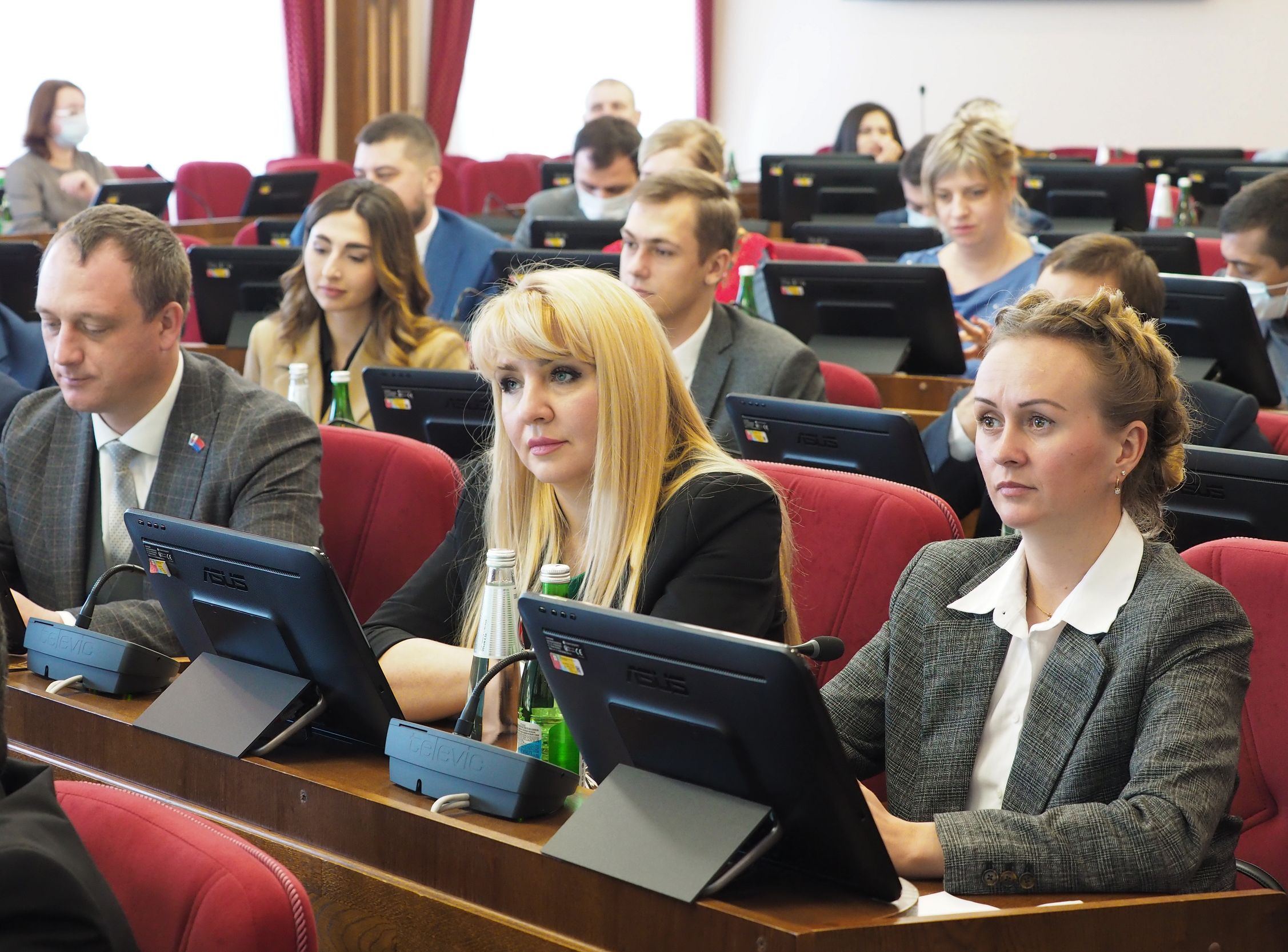 Новый состав Совета молодых депутатов Ставропольского края приступил к работе