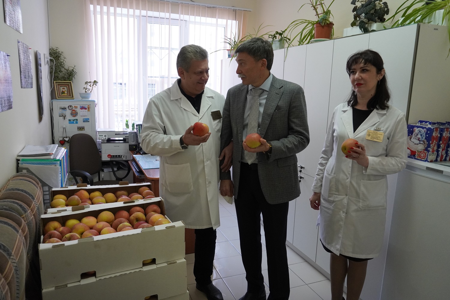 Первый вице-спикер Думы Дмитрий Судавцов поздравил юных ставропольчан с наступающими праздниками