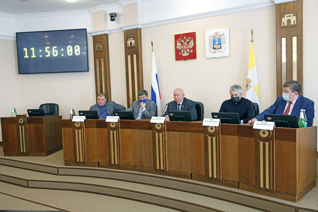 Краевые депутаты поддержали законопроект, направленный на превращение стихийной торговли в цивилизованную