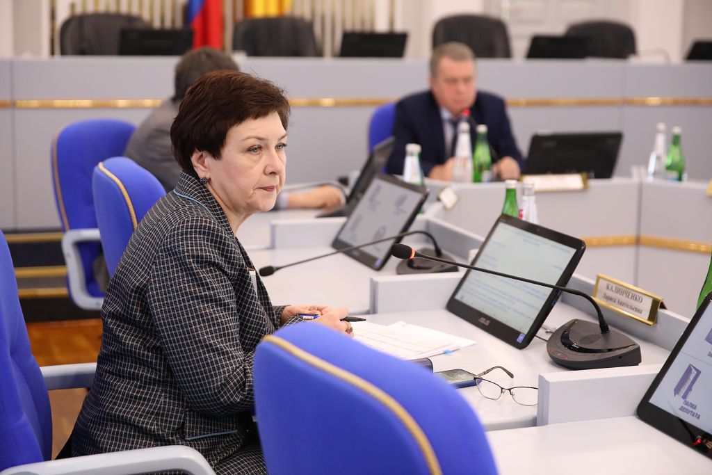 Изменения в краевой бюджет на 2022 год и плановый период депутаты планируют рассмотреть на очередном заседании Думы