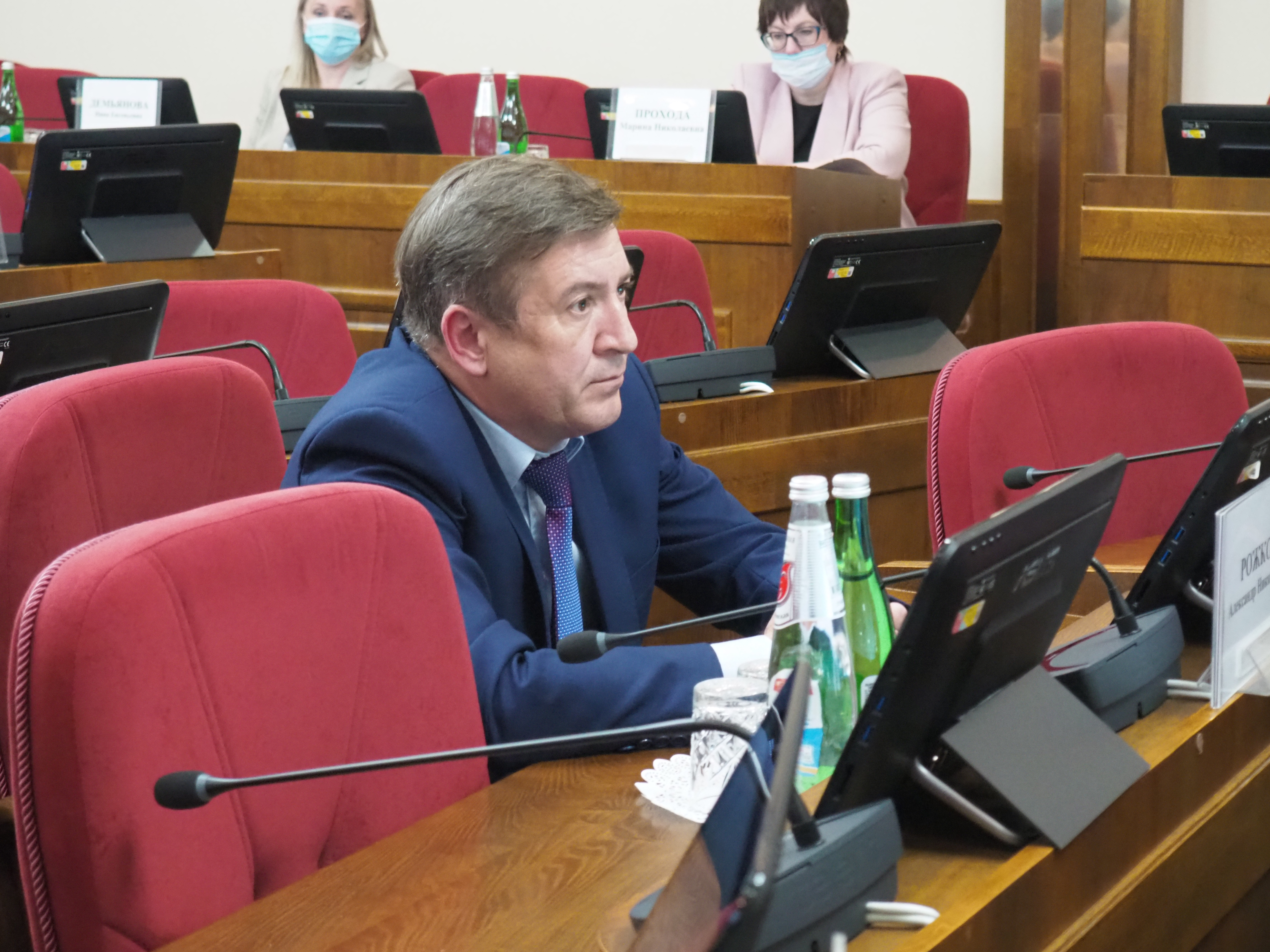 Депутаты работают над изменением краевого законодательства в связи с принятием федерального закона о публичной власти