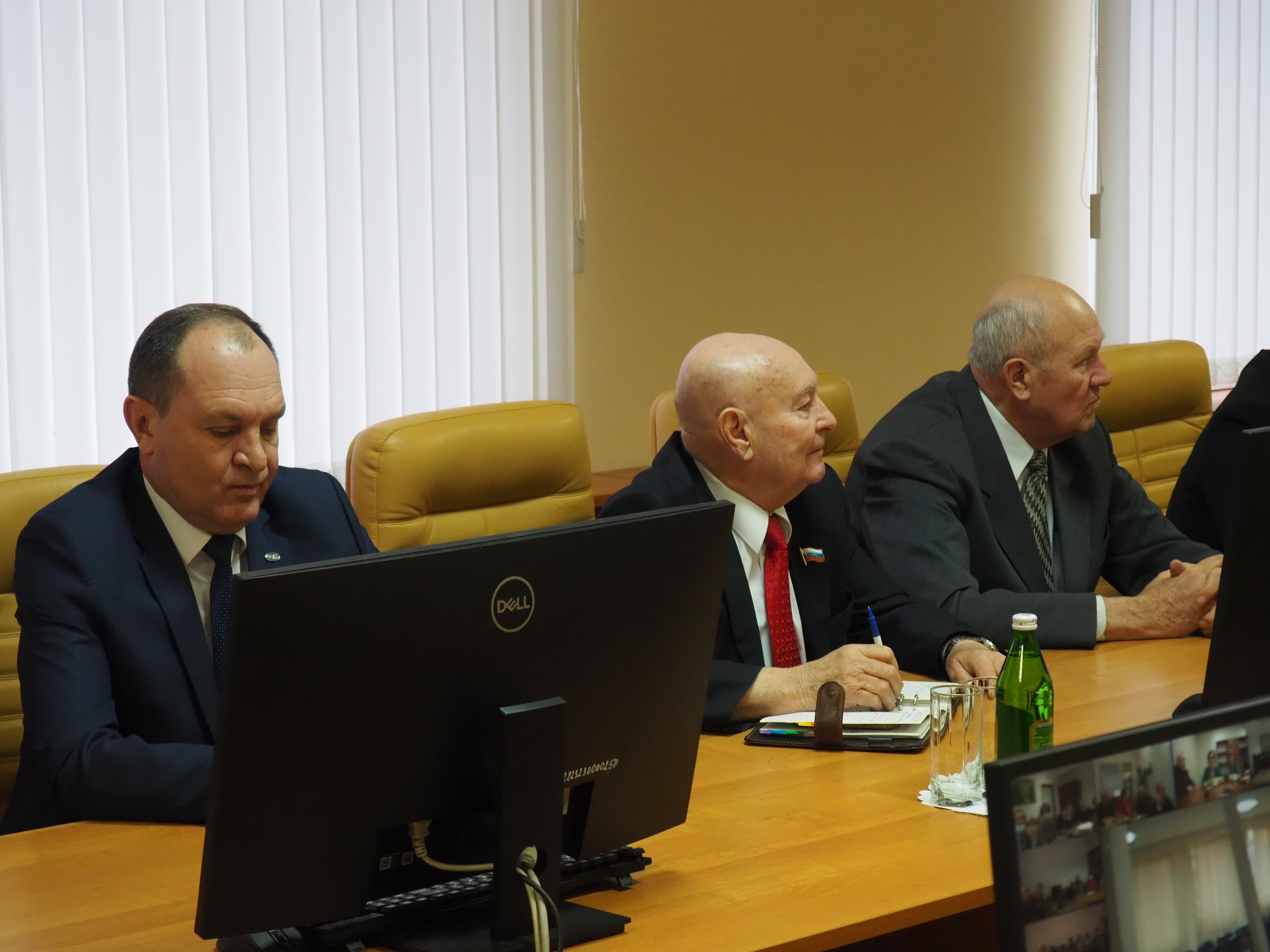 Депутаты Думы Ставрополья поздравили с 35-летием краевую ветеранскую организацию