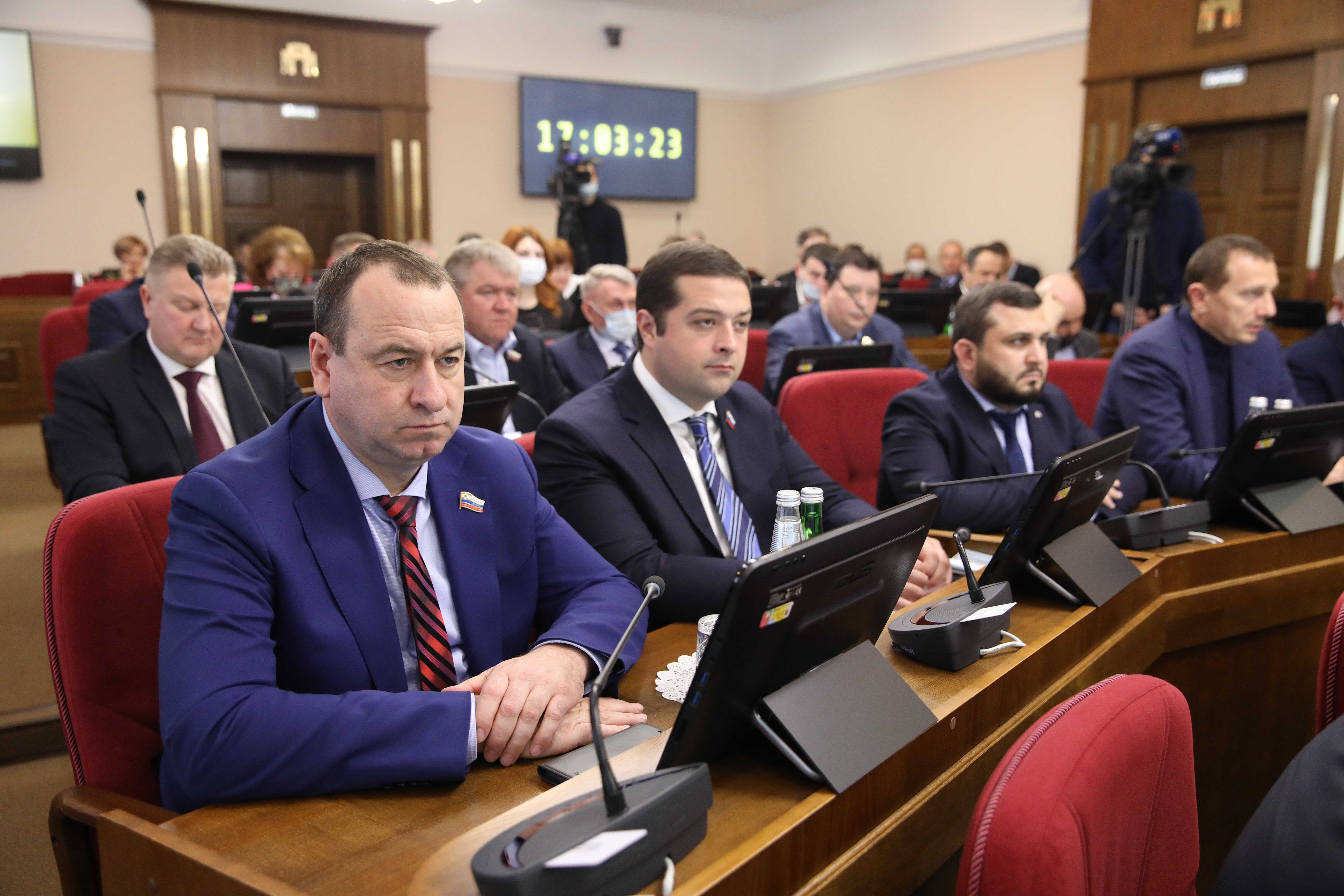 На Ставрополье принят закон о мерах поддержки для российских военнослужащих, принимающих участие в спецоперации на Украине