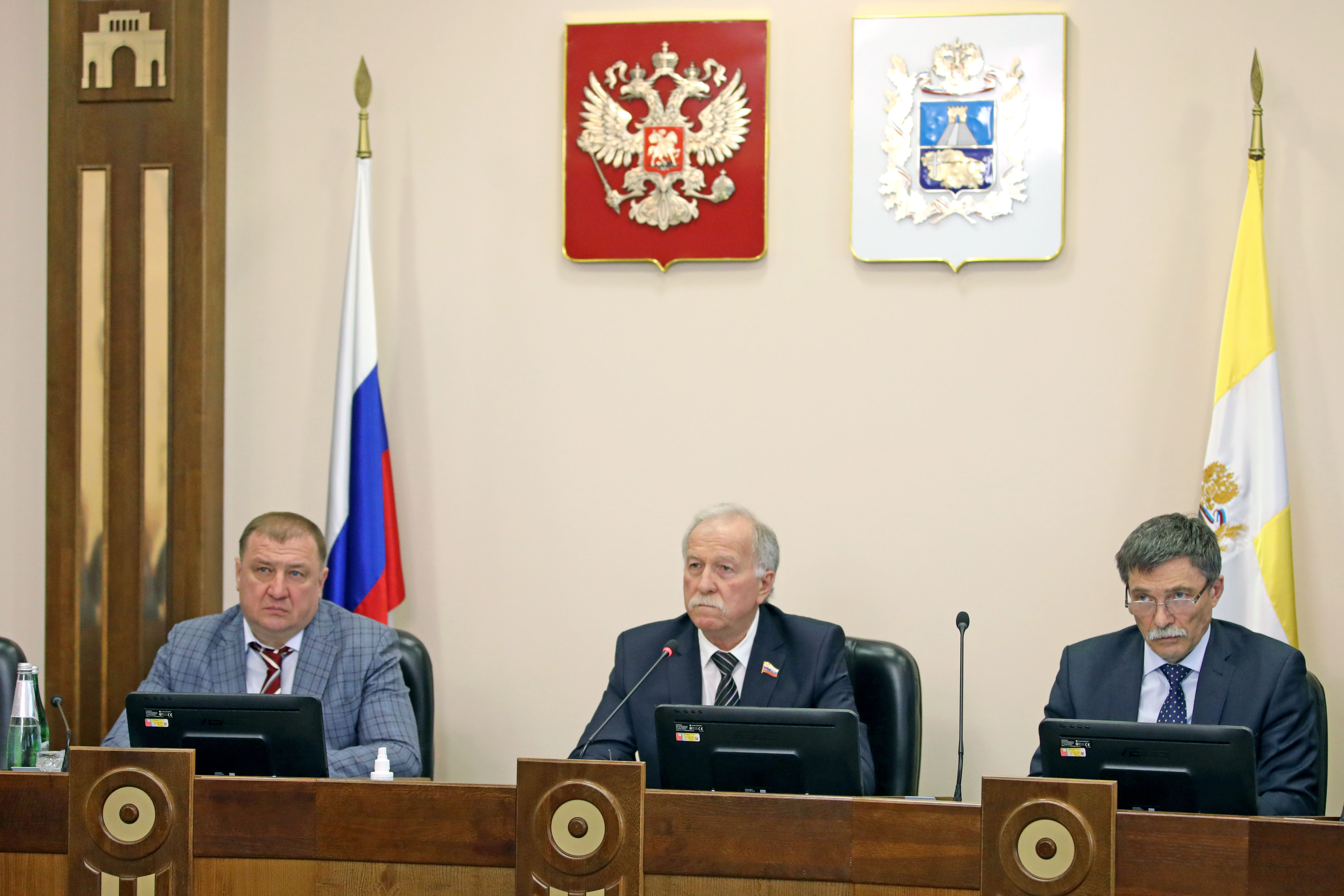 На Ставрополье принят закон о мерах поддержки для российских военнослужащих, принимающих участие в спецоперации на Украине