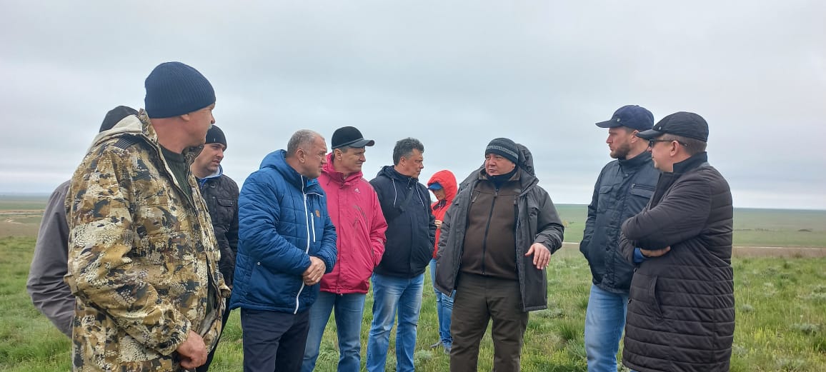 Актуальные вопросы охраны и сохранения уникального водного объекта обсудили краевые депутаты в заказнике «Маныч-Гудило»