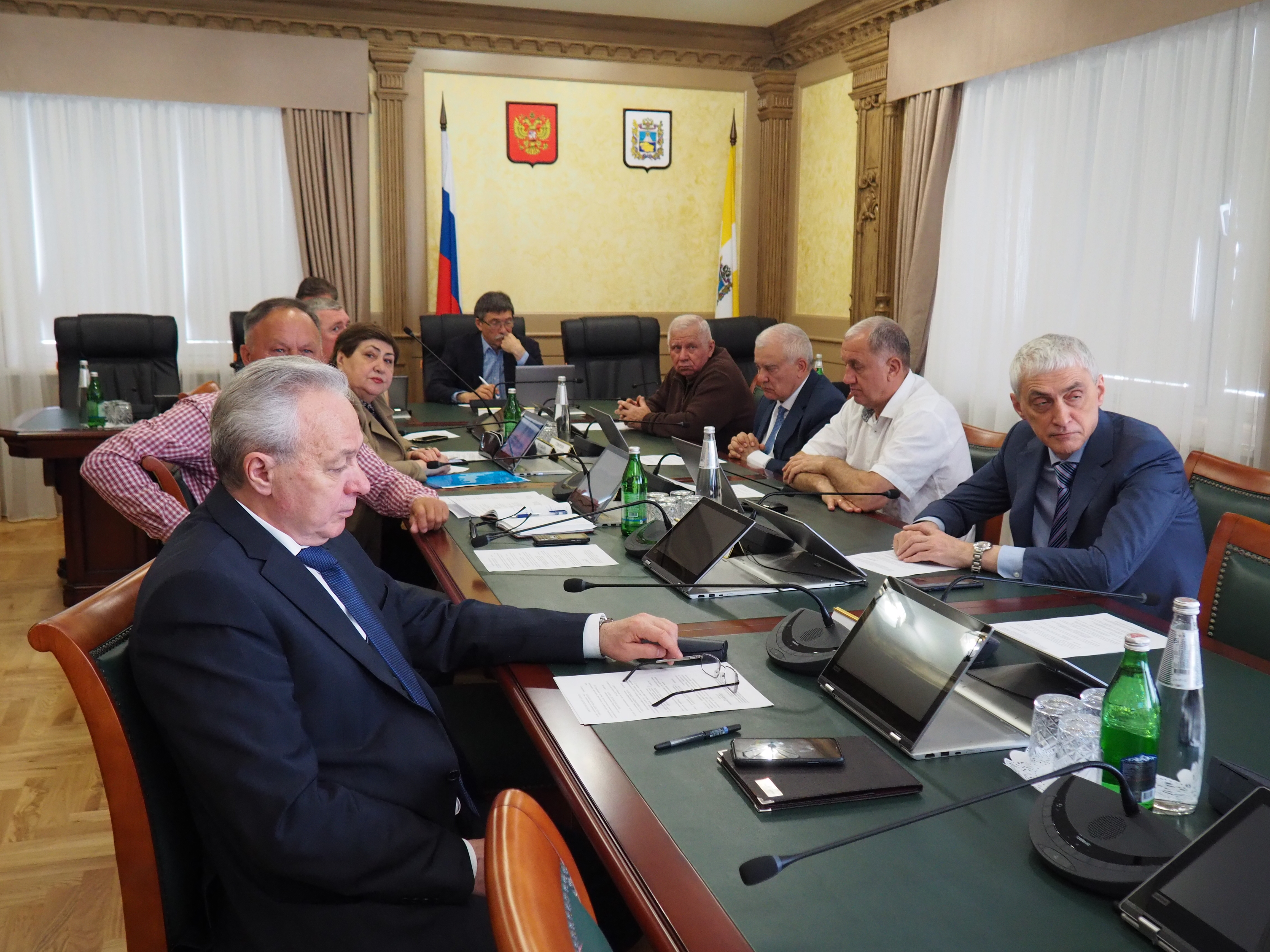 Депутаты краевой Думы предложили зафиксировать арендную плату для предпринимателей в условиях санкций