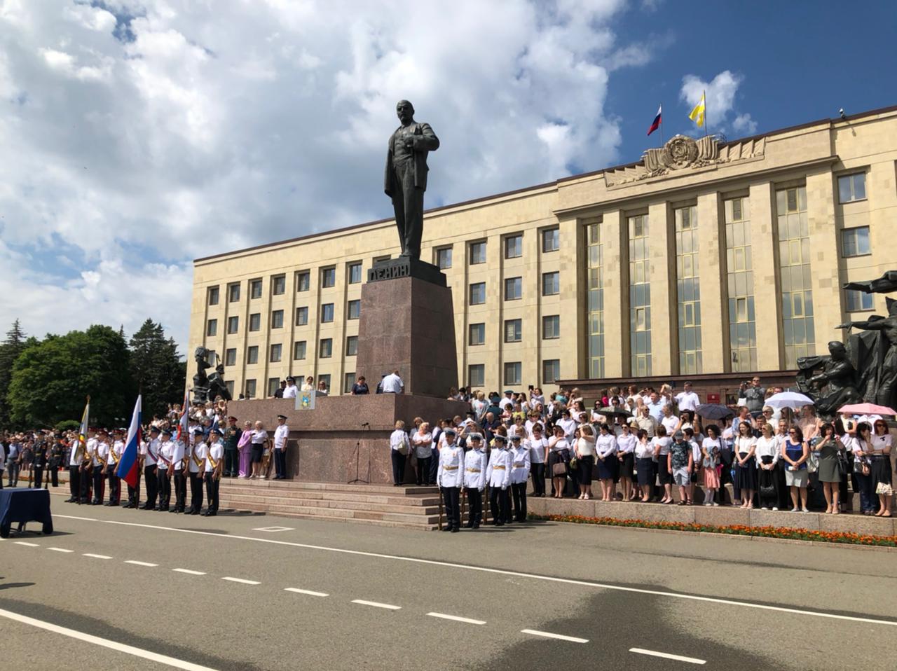 В Ставрополе вручили аттестаты кадетам
