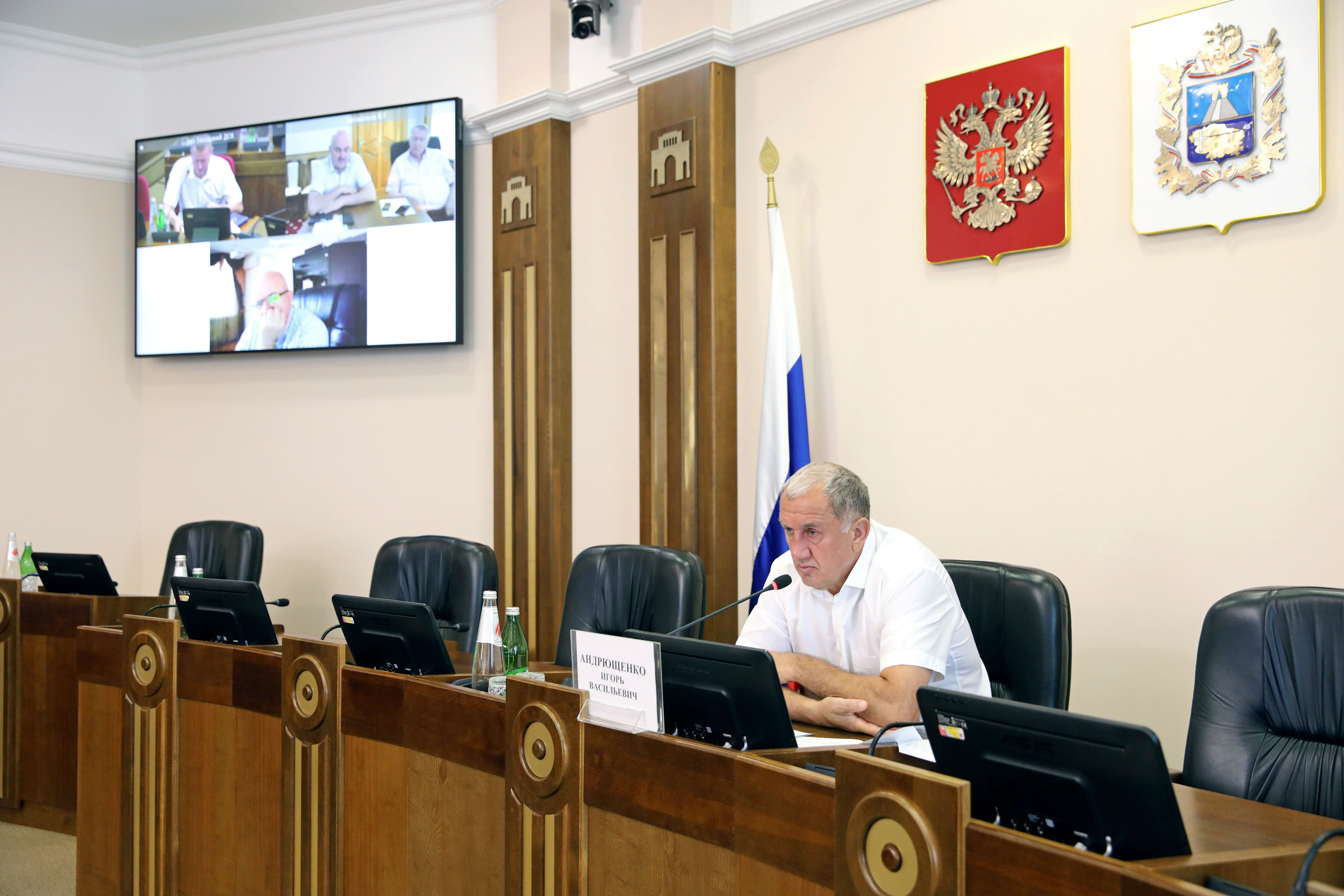 Депутаты работают над изменениями краевого законодательства в сфере инвестиционной деятельности