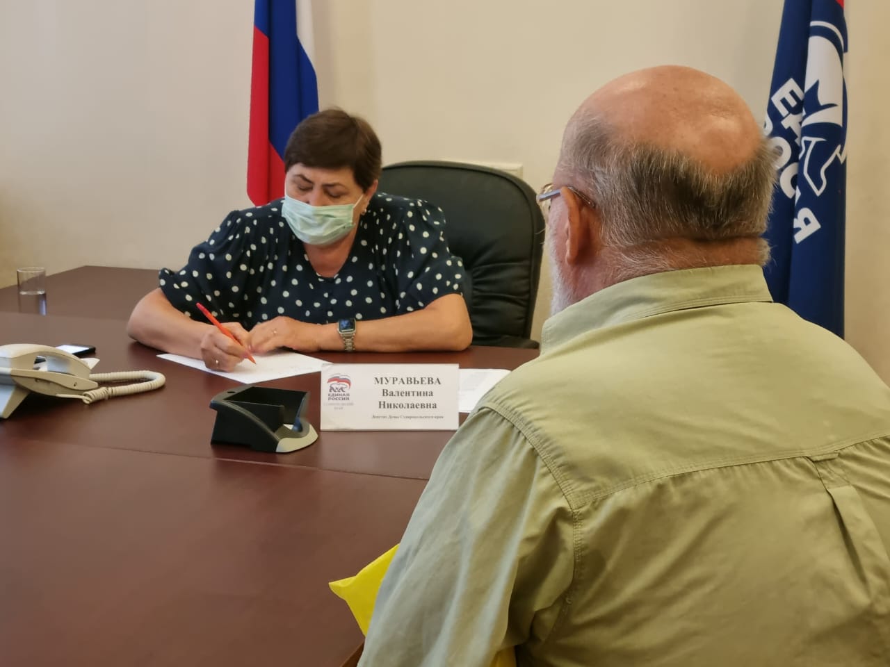 Валентина Муравьева провела прием граждан в Ставрополе
