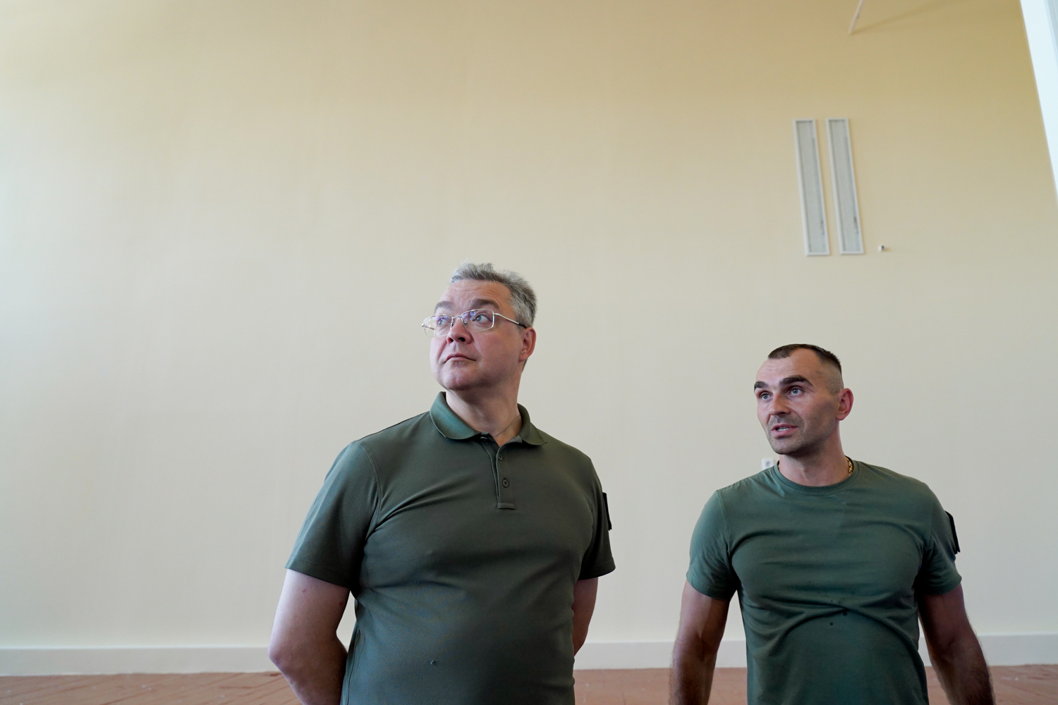 Депутаты Думы Ставропольского края передали книги для школ Антрацитовского района