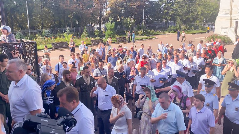 Ольга Дроздова приняла участие в Божественной литургии по случаю встречи ковчега с мощами преподобного Сергия Радонежского