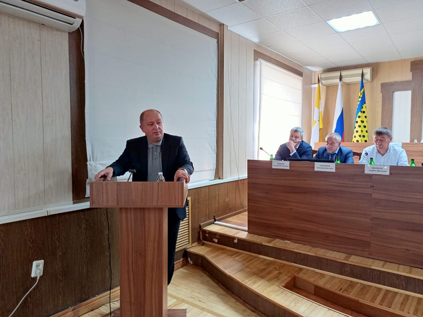Депутаты Думы Ставрополья проверили исполнение закона по обращению с ТКО в восточных районах края