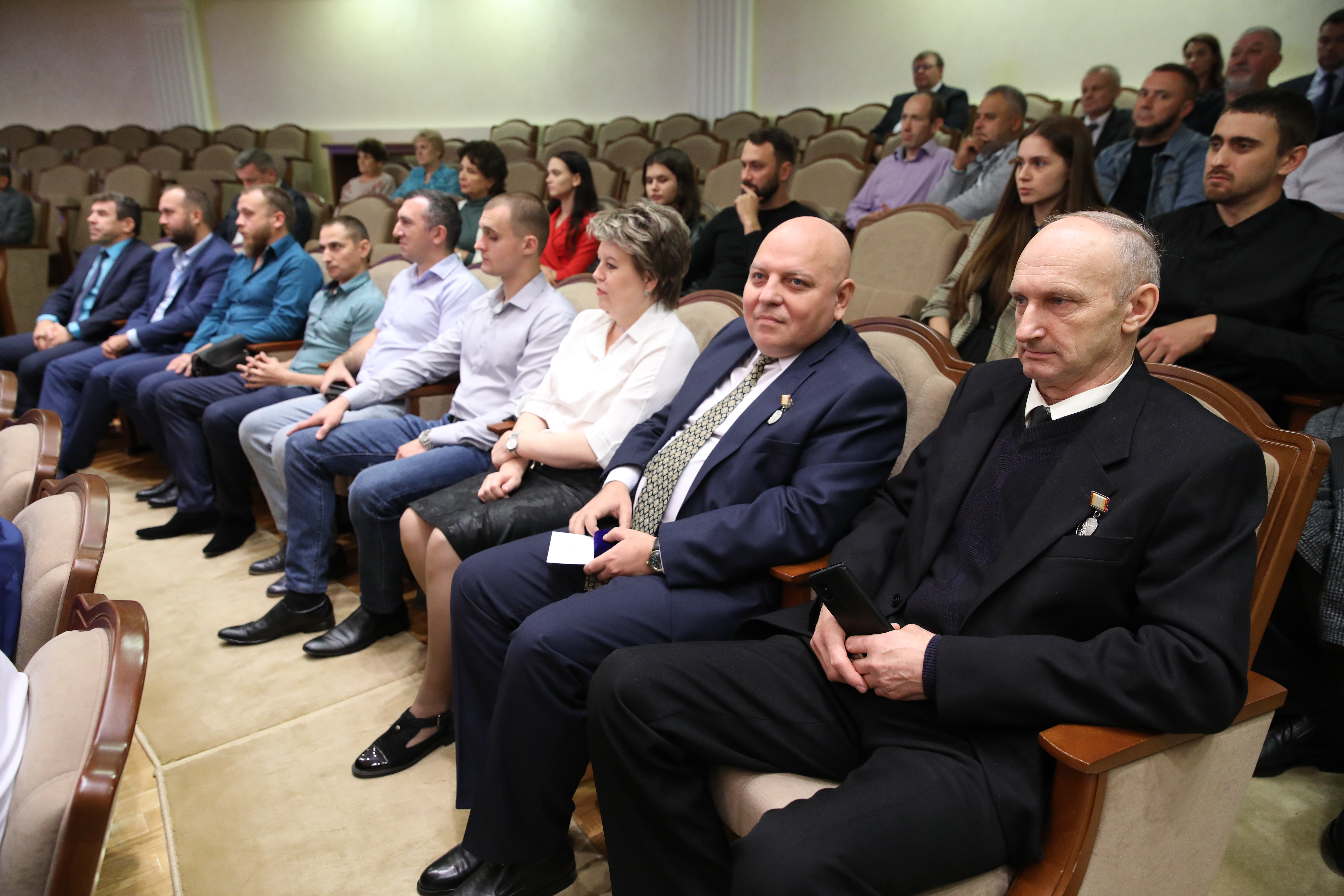 Депутаты Думы поздравили ветеранов и работников машиностроительного комплекса Ставрополья