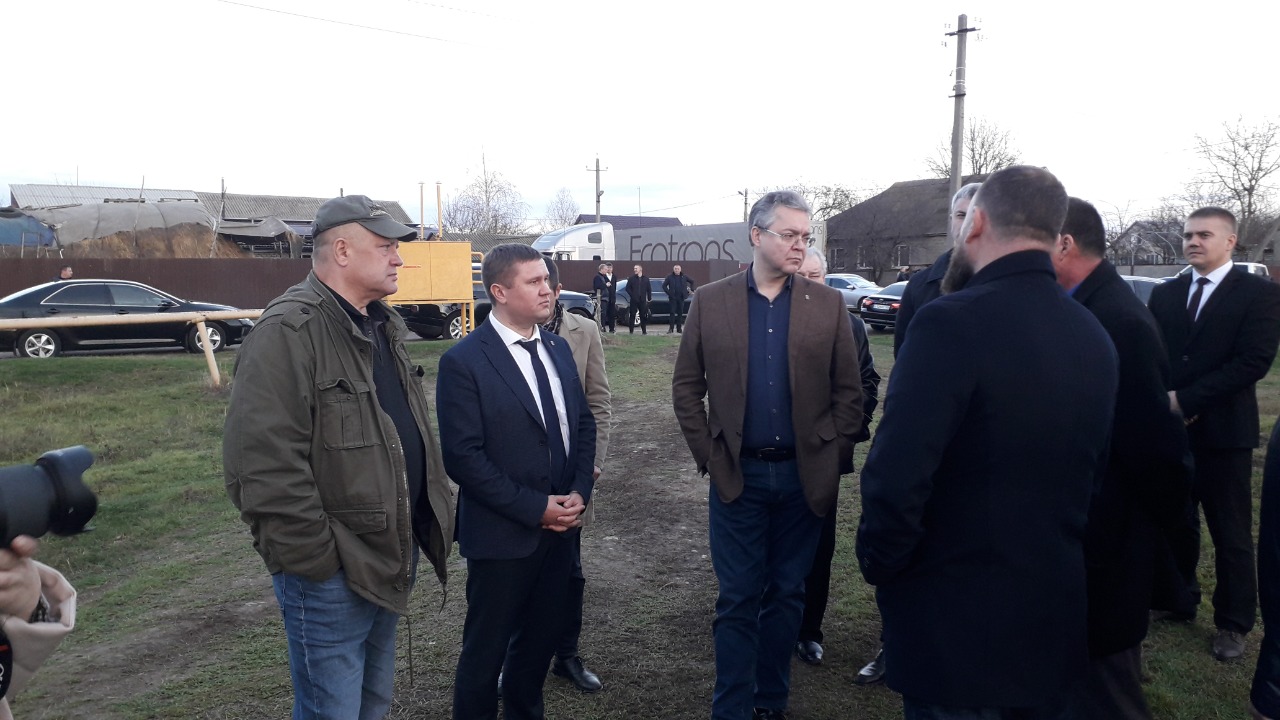 Работа с наказами продолжается