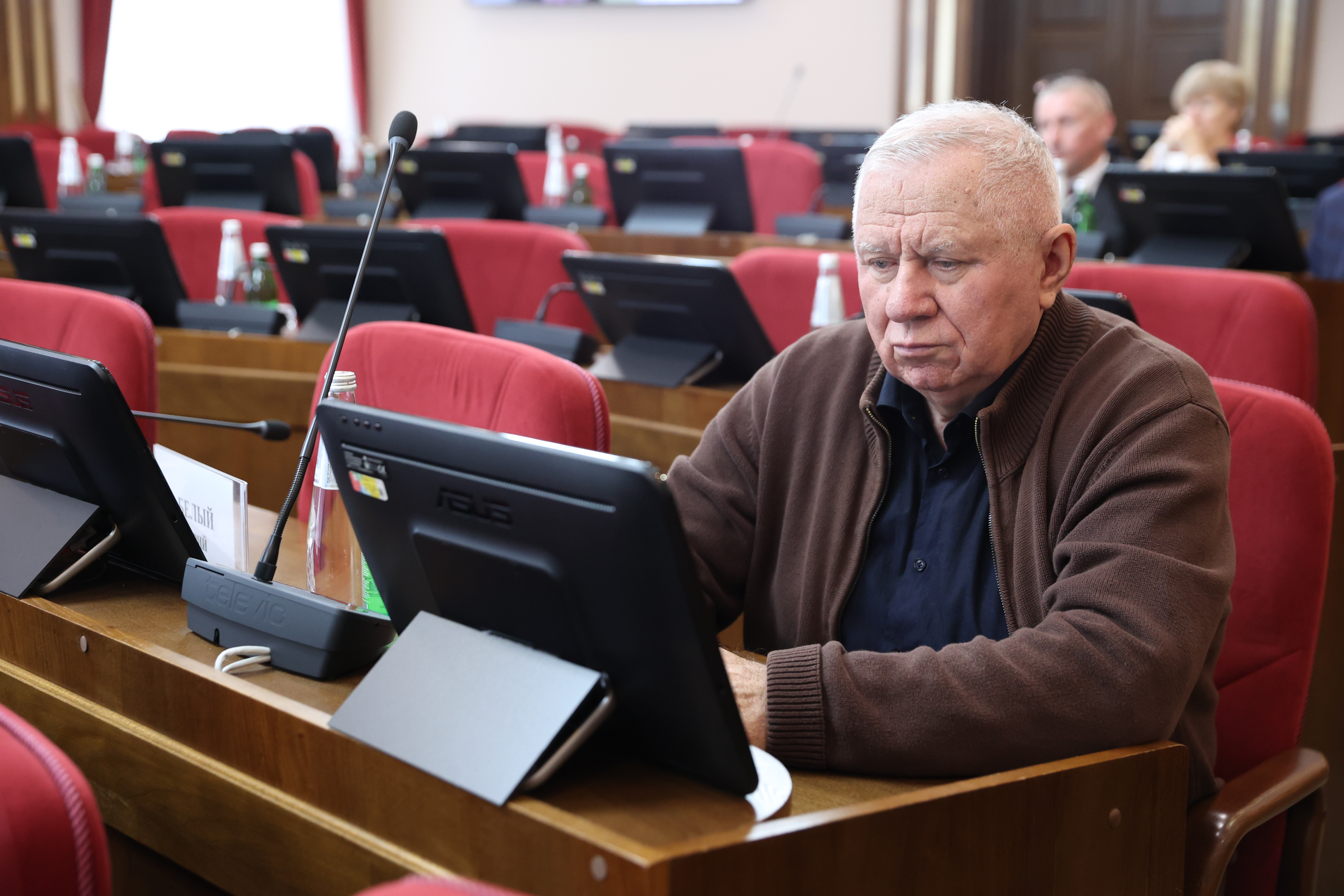В Думе края работают над законопроектом, направленным на пресечение безнадзорного содержания сельскохозяйственных животных