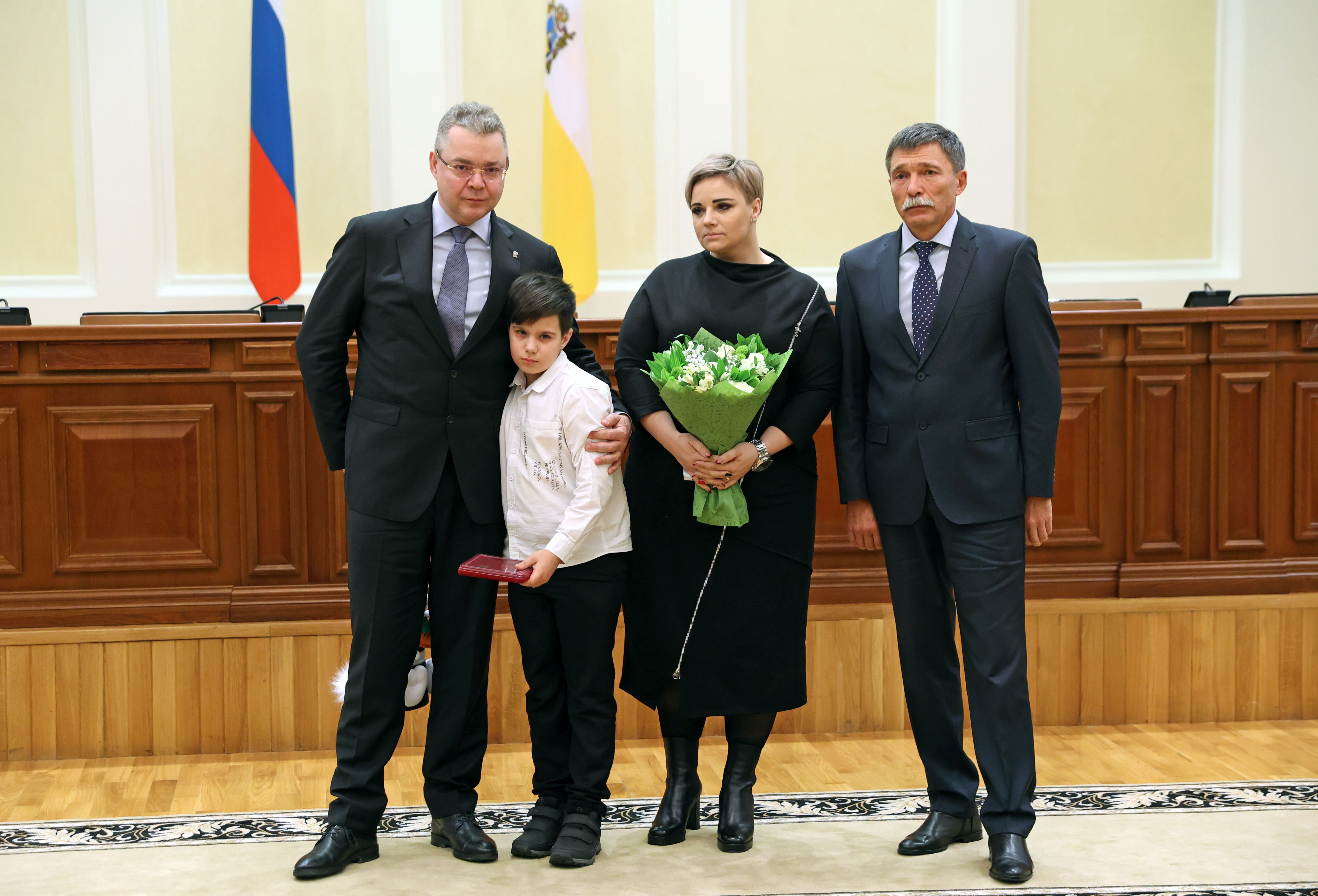 Дмитрий Судавцов вручил награды труженикам Ставрополья