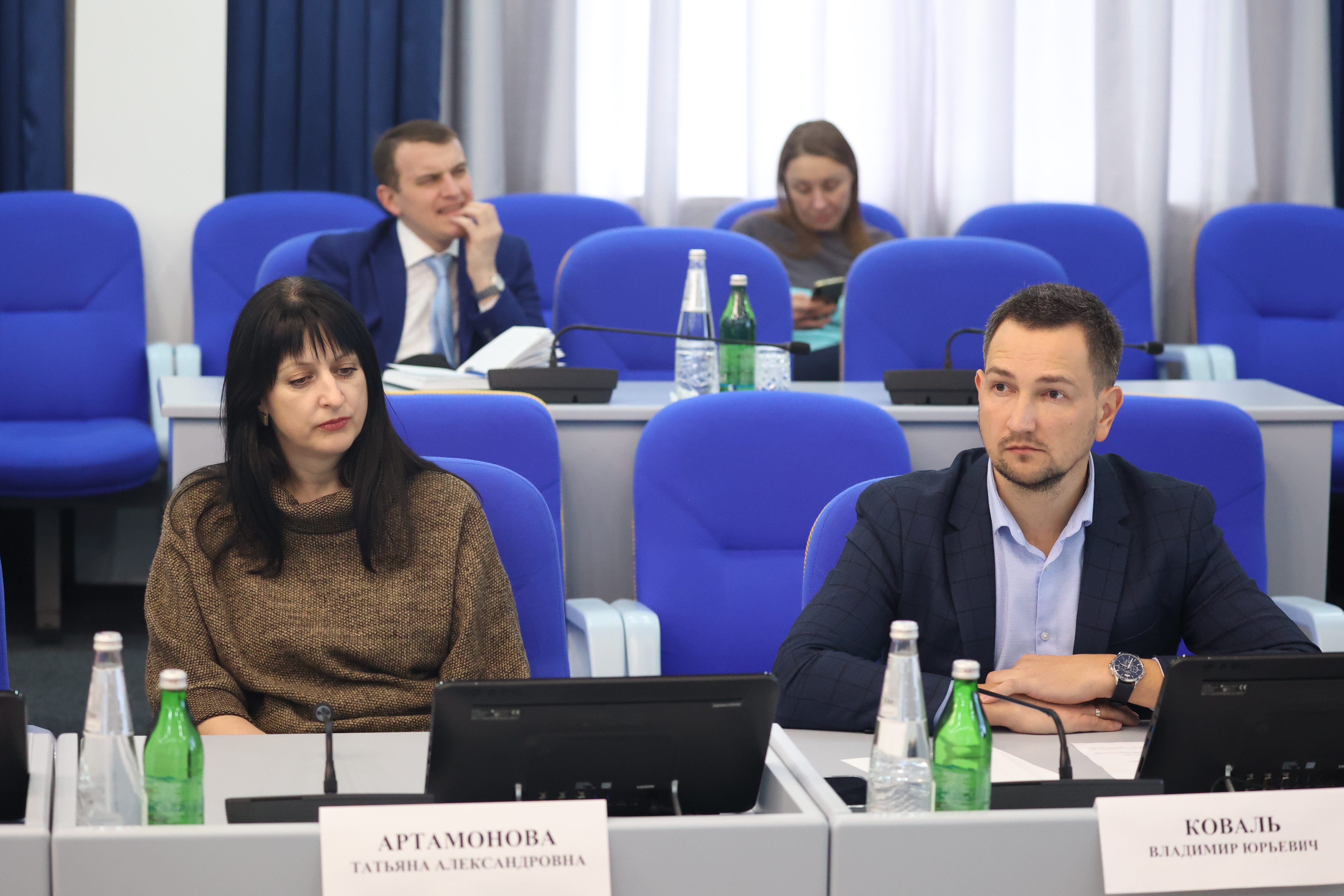 Краевые законодатели предлагают использовать опыт бизнес-наставников для участников социального контракта
