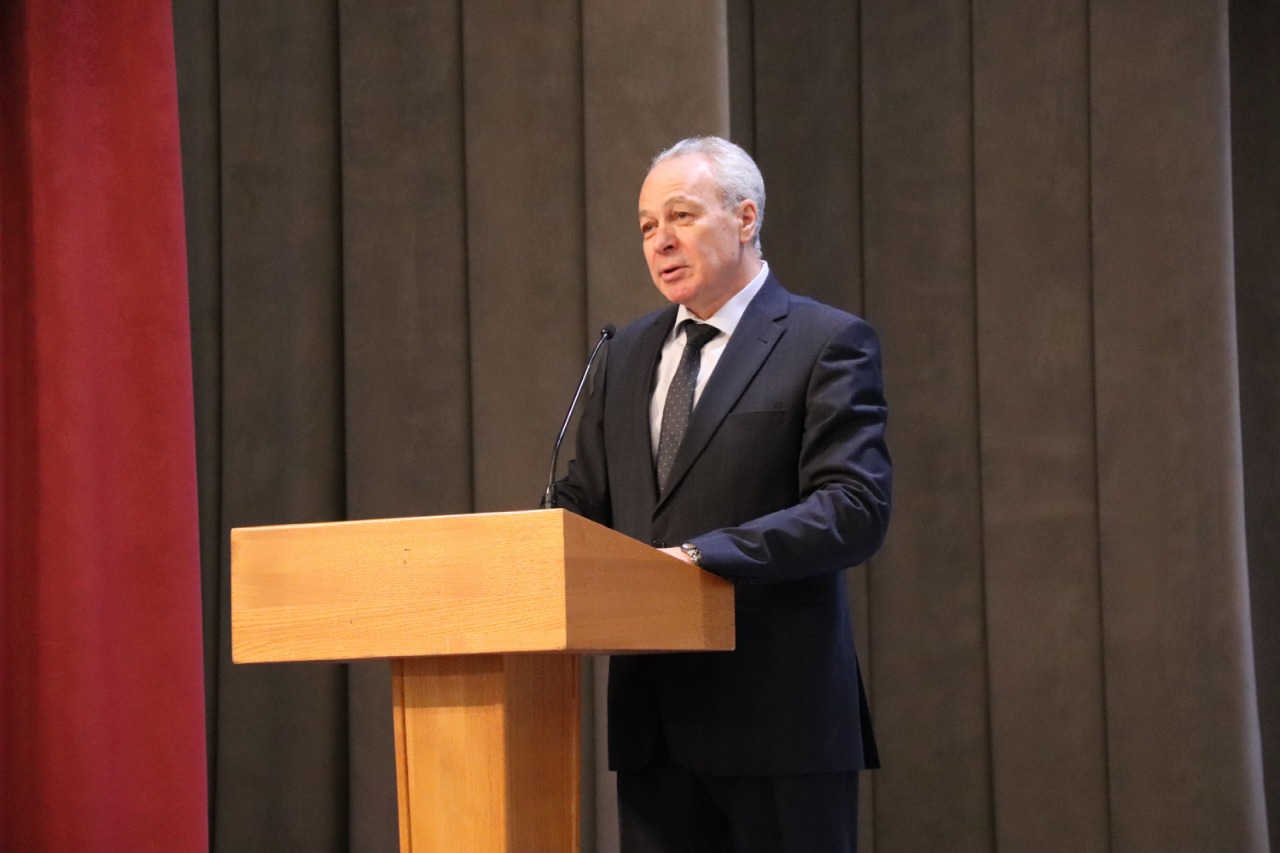 Александр Олдак вручил Почётные грамоты и благодарственные письма Думы Ставропольского края сотрудникам ПАСС СК