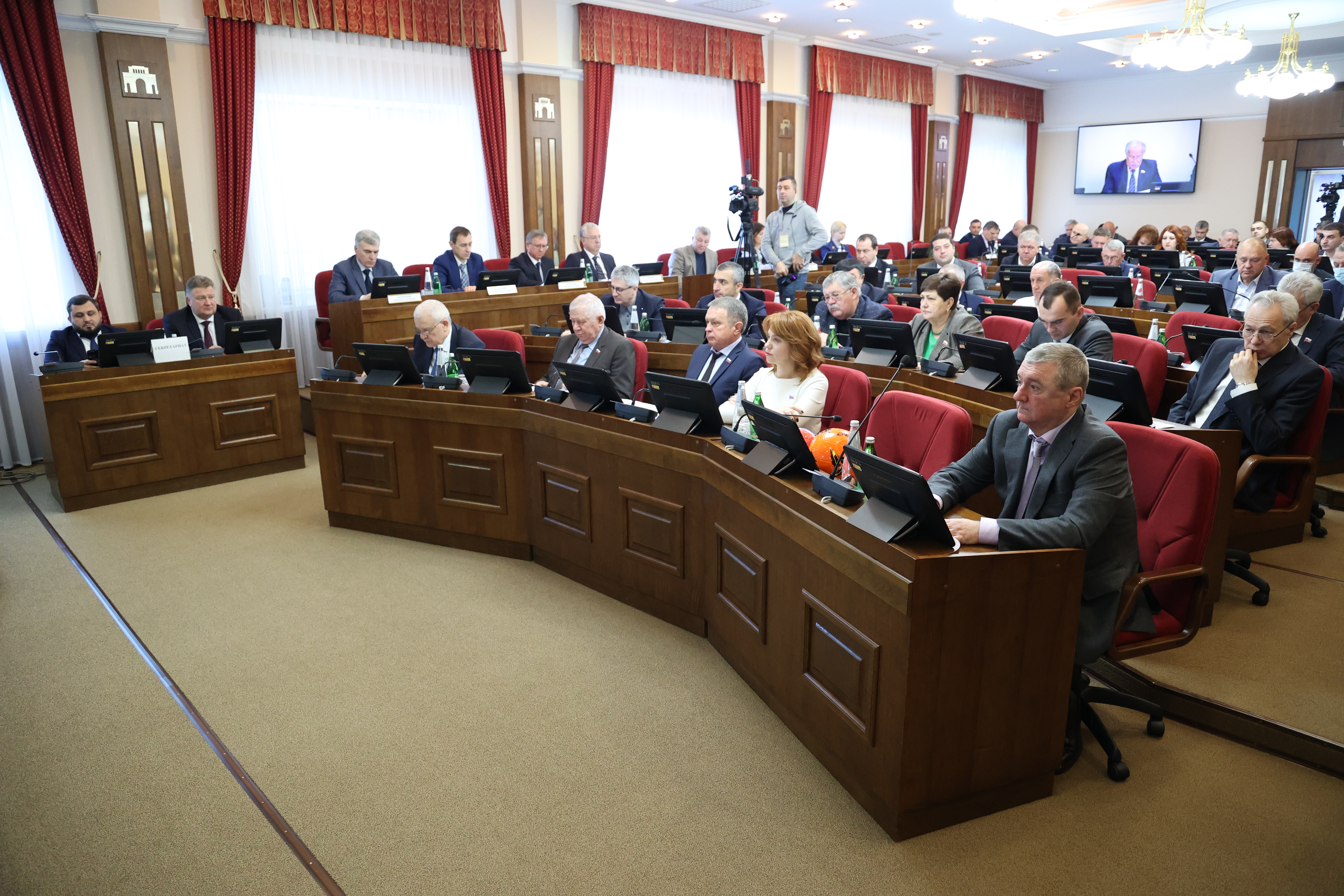 В Думе Ставропольского края завершилась осенняя сессия