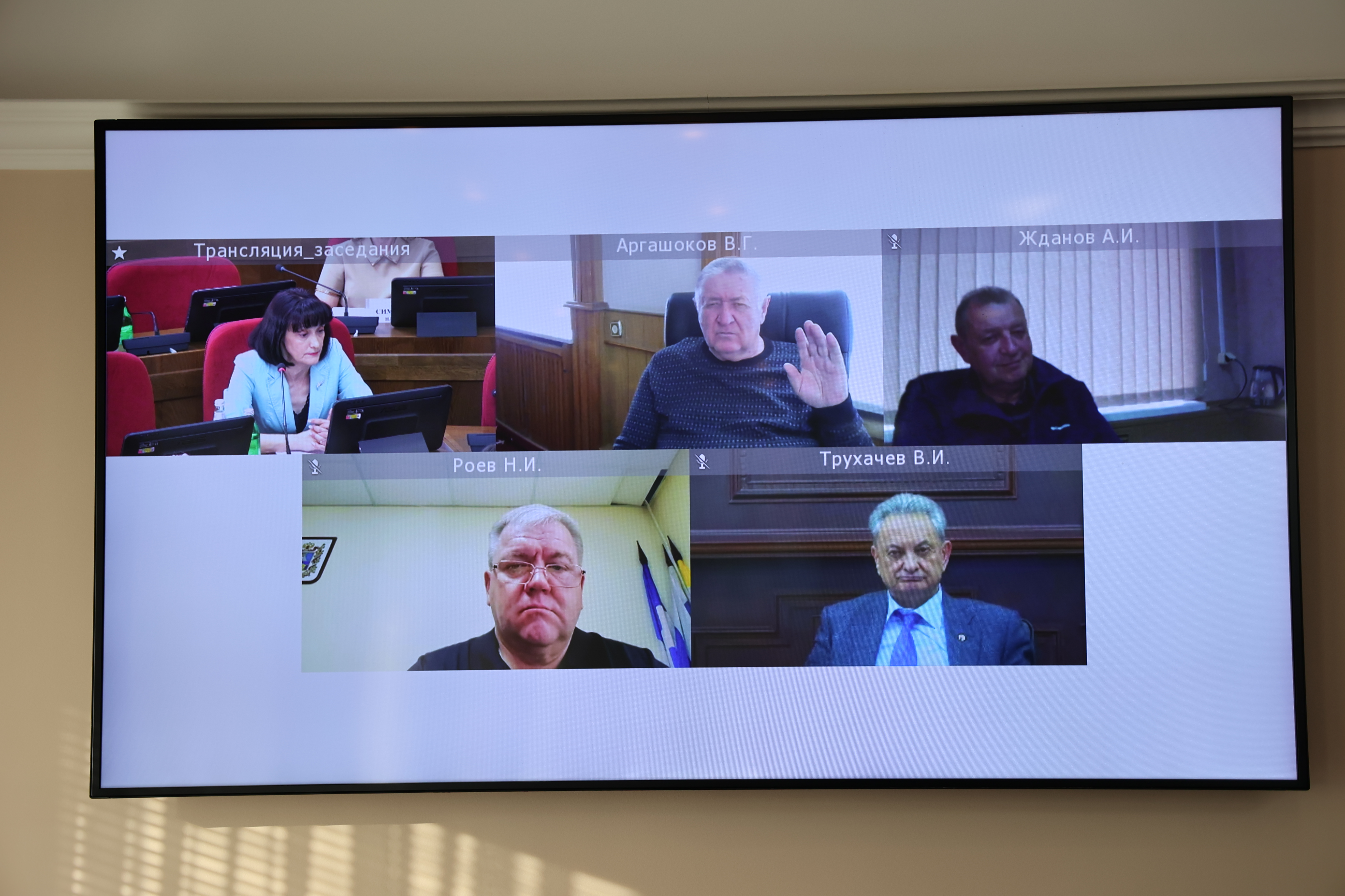 Депутаты работают над краевым законодательством в сфере содержания сельскохозяйственных животных и птицы