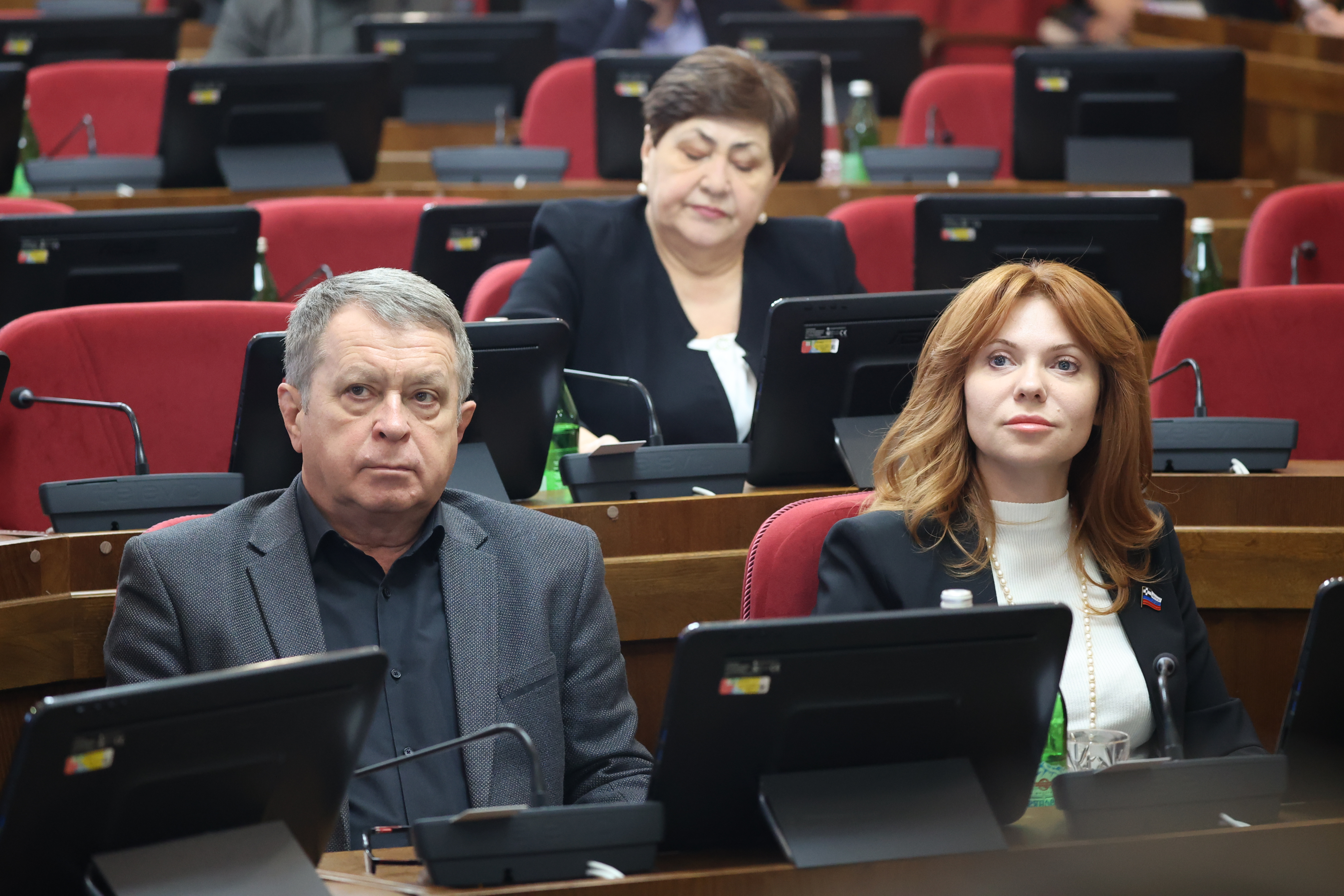 Утверждена повестка январского заседания Думы края
