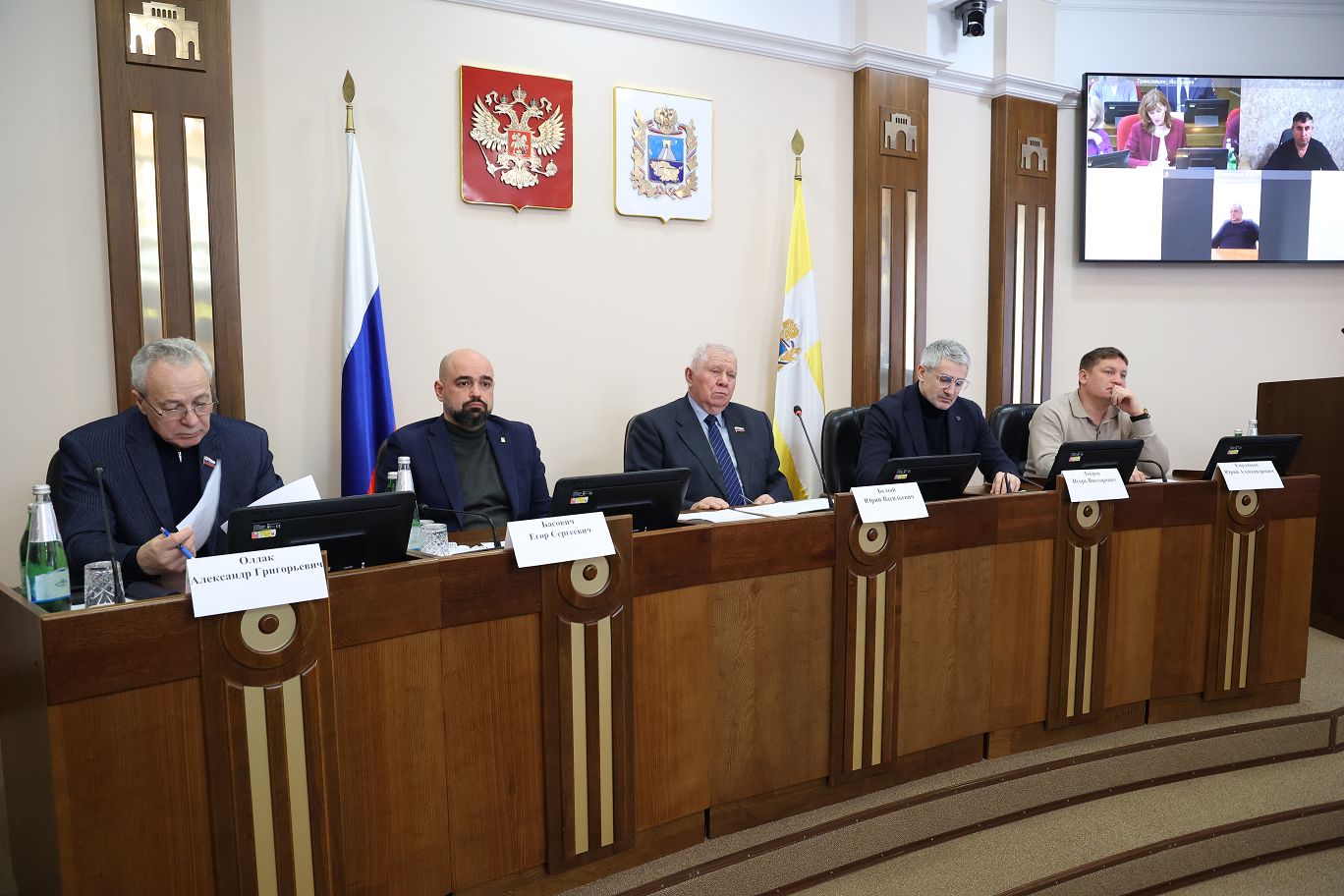 В краевой Думе обсудили эффективность действующих региональных законодательных ограничений по продаже алкоголя