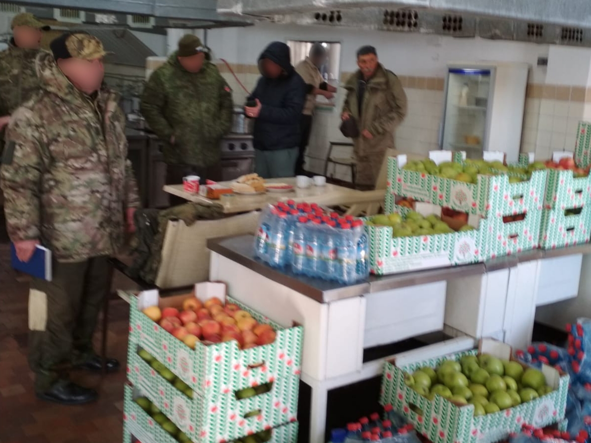 В преддверии Дня защитника Отечества Дмитрий Судавцов поздравил земляков, участвующих в СВО
