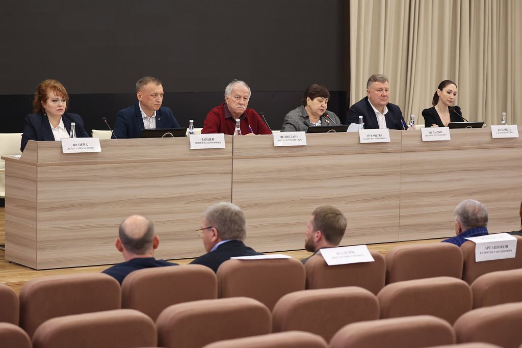 Депутаты помогут разработать программу развития здравоохранения Георгиевского городского округа до 2026 года