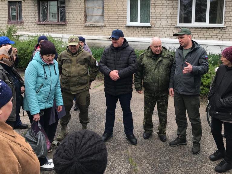 Депутаты и аппарат краевой Думы передали гуманитарный груз бойцам и жителям Луганской Народной Республики